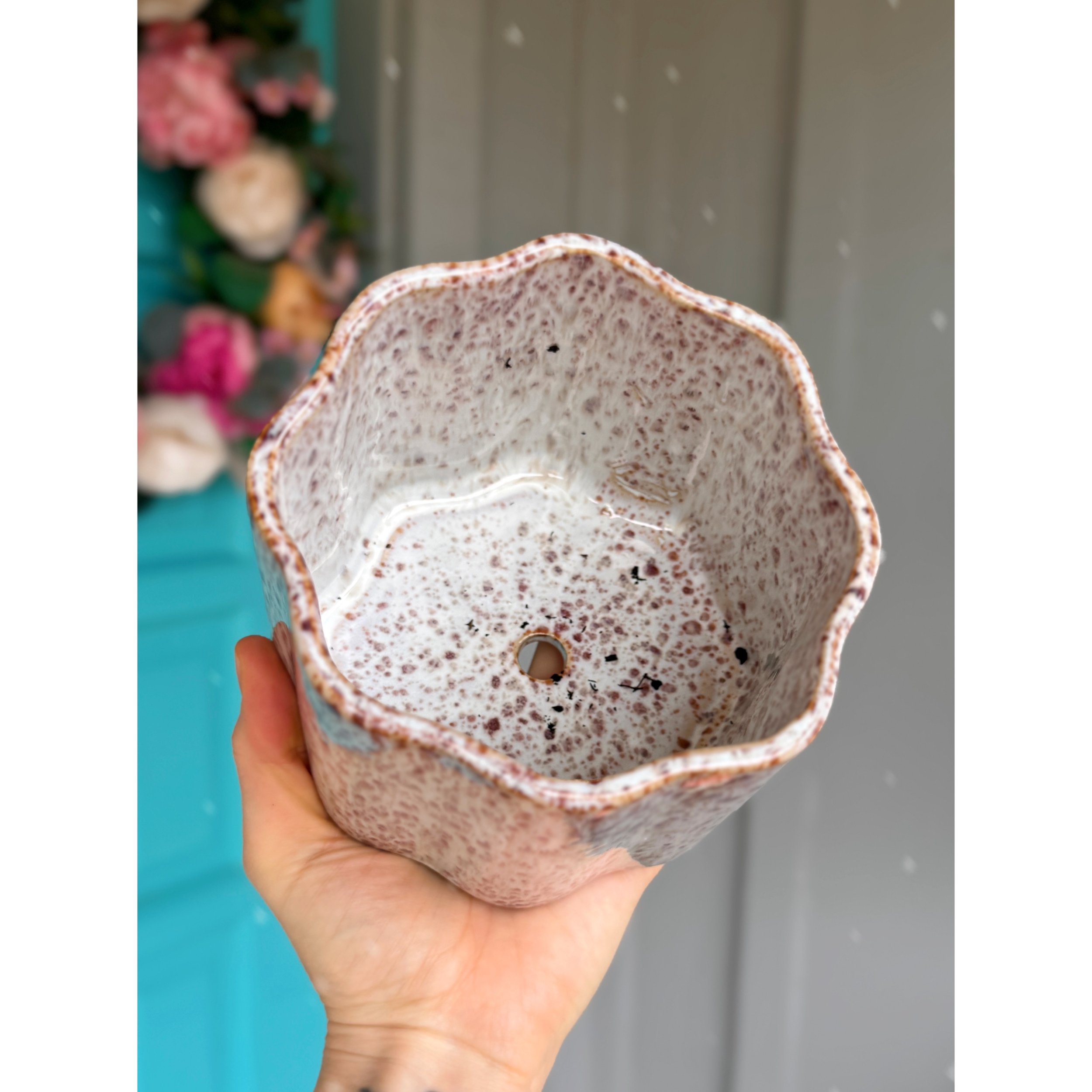 Avenell Pot with Saucer