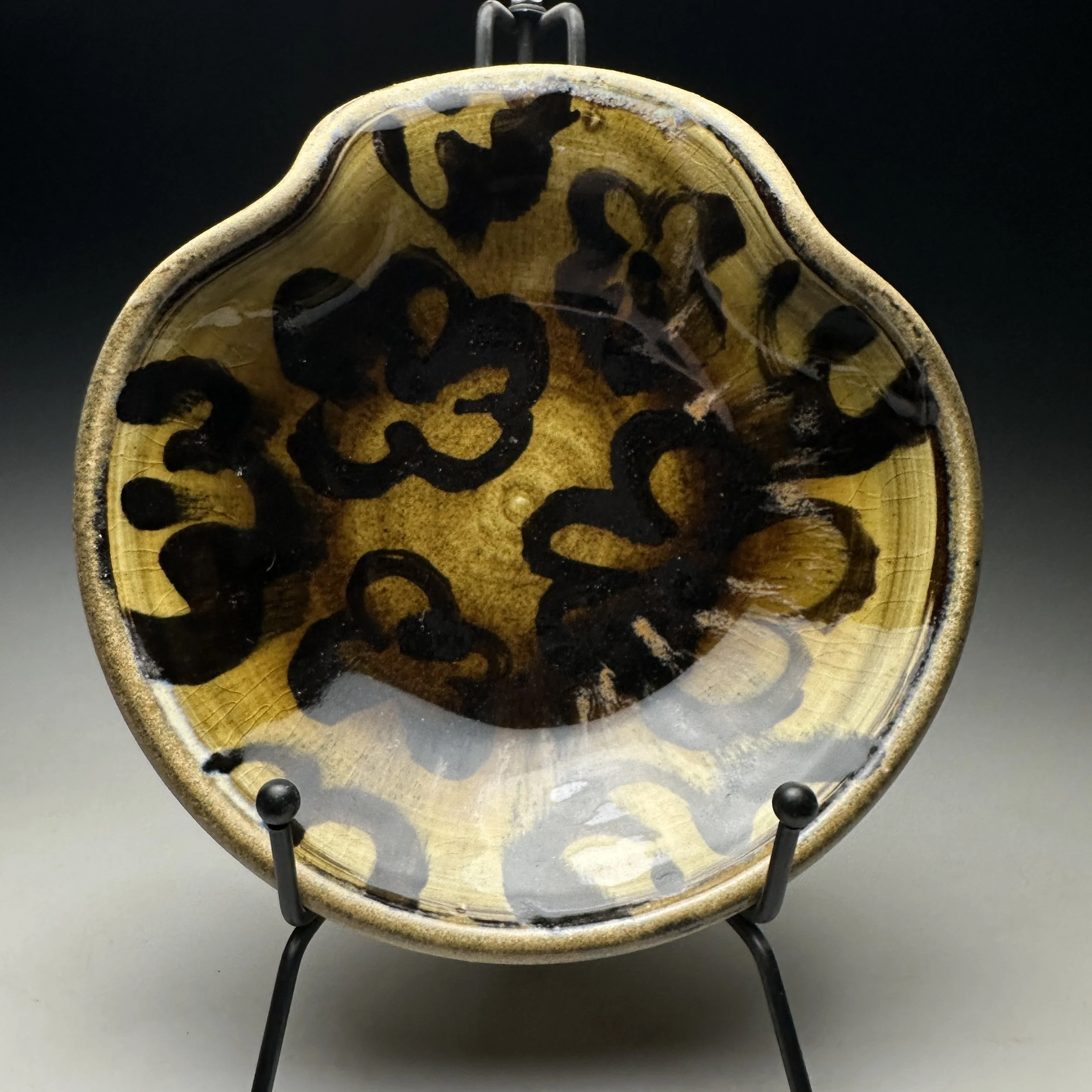 Spoon rest (Black Flowers)