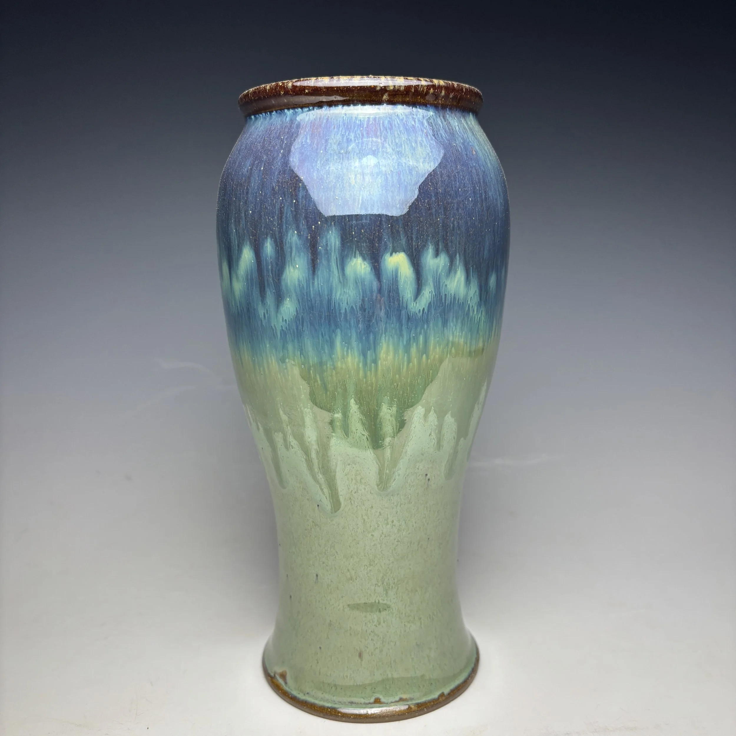 Medium Vase (Hot to Trot)