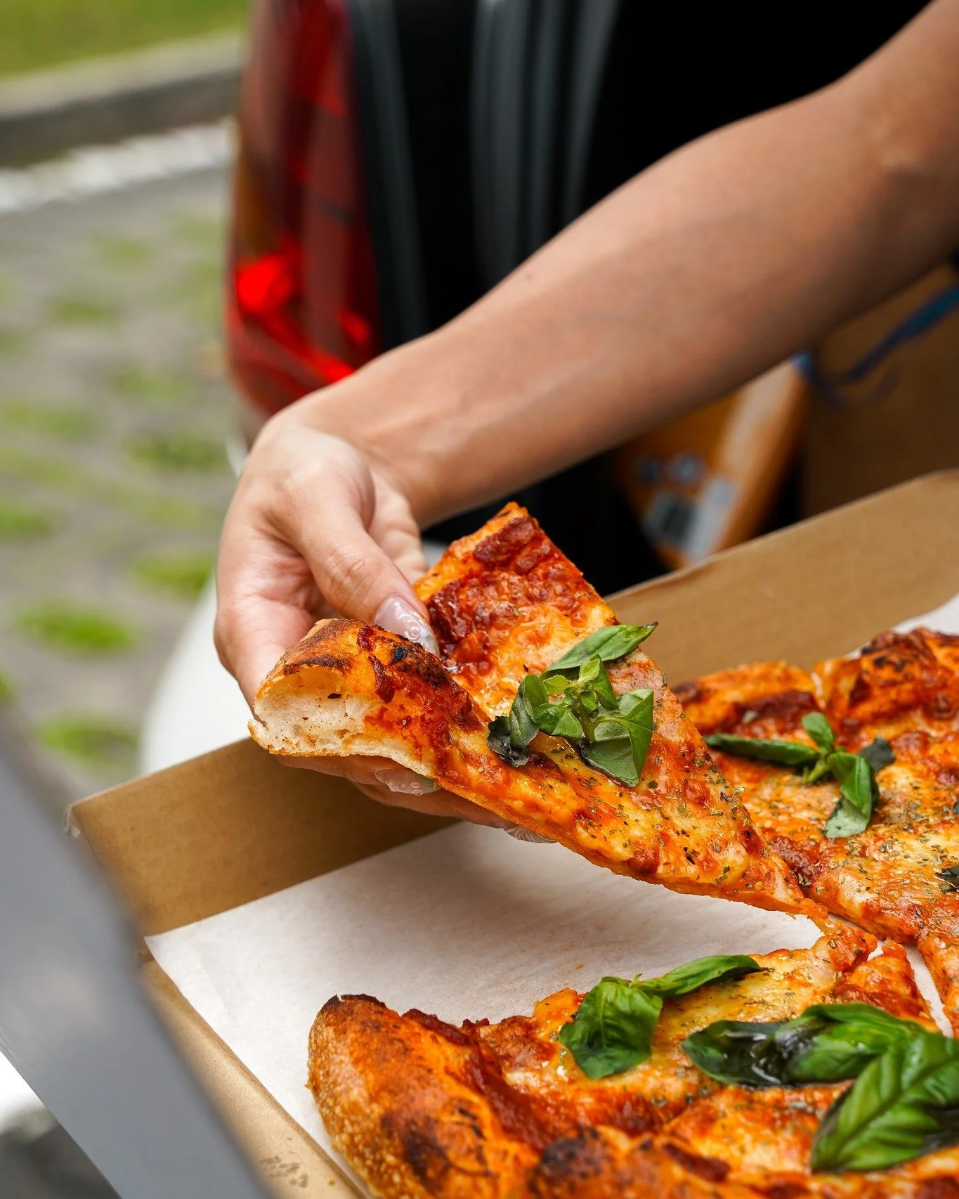 Pizza on the go 🍕

Order for pickup on nassimhill.com.sg, or delivery on the various food delivery platforms!