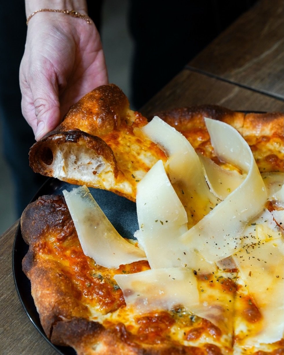 The kind of crust you don&rsquo;t leave behind. 

✧ Available for brunch and dinner after 10.30am ✧

Make a reservation at nassimhill.com.sg 🏡