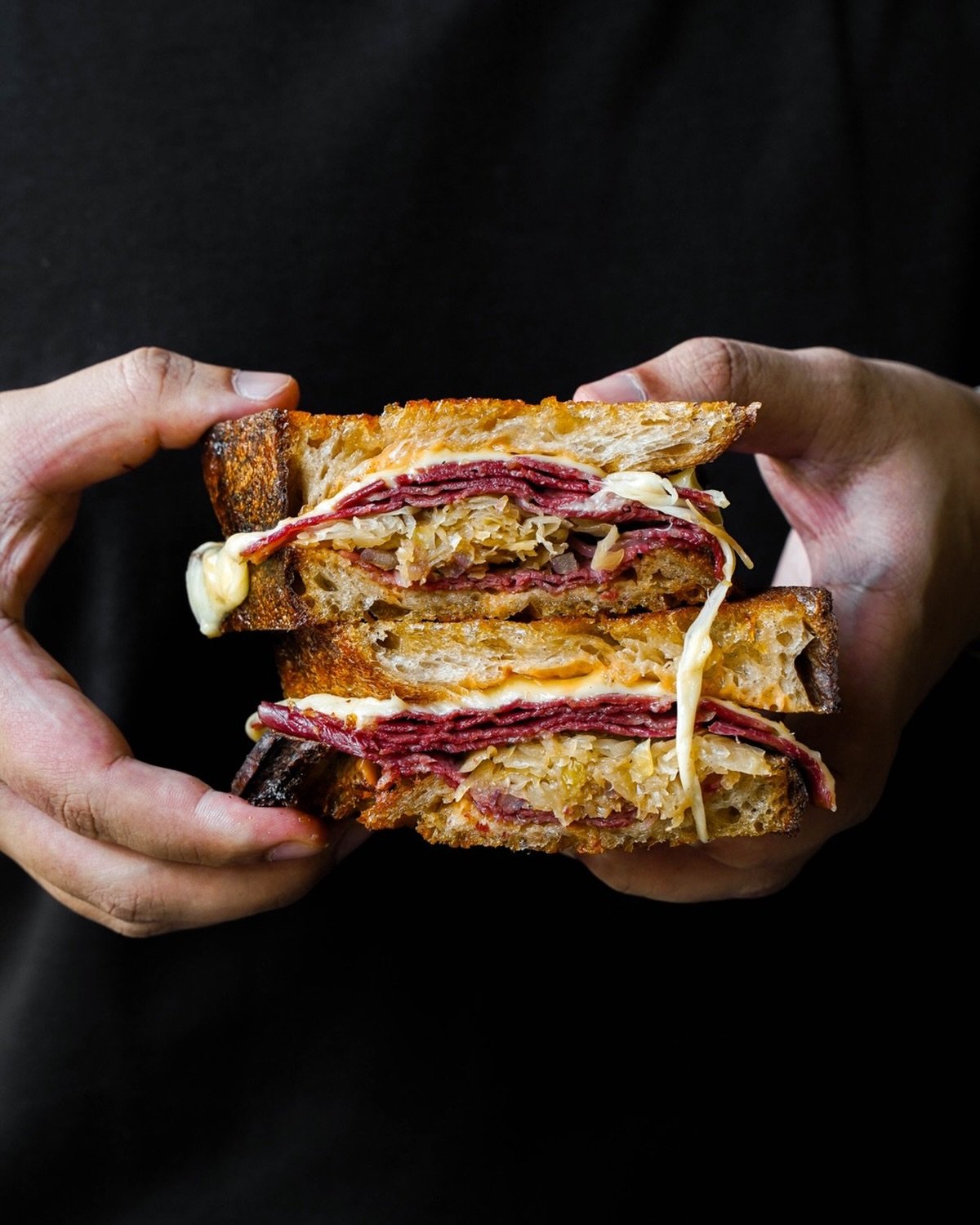 Corned beef, melty emmental, sauerkraut, onions, Russian dressing on sourdough. Not a first-date sandwich, but the right-date sandwich.

✧ Available all day after 10.30am ✧

Make a reservation at nassimhill.com.sg 🏡