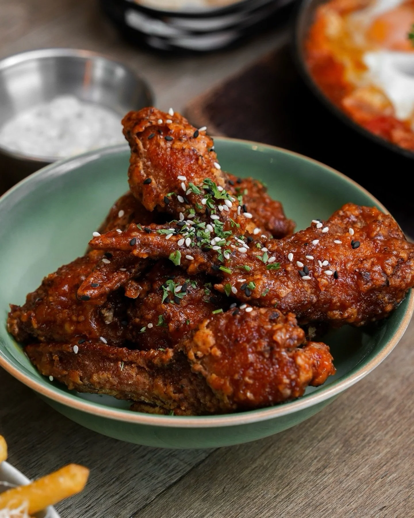 These boneless hot wings are here to stay.

Coated with a homemade hot sauce, served with a blue cheese dip. 

Available for both lunch and dinner, after 10.30am.