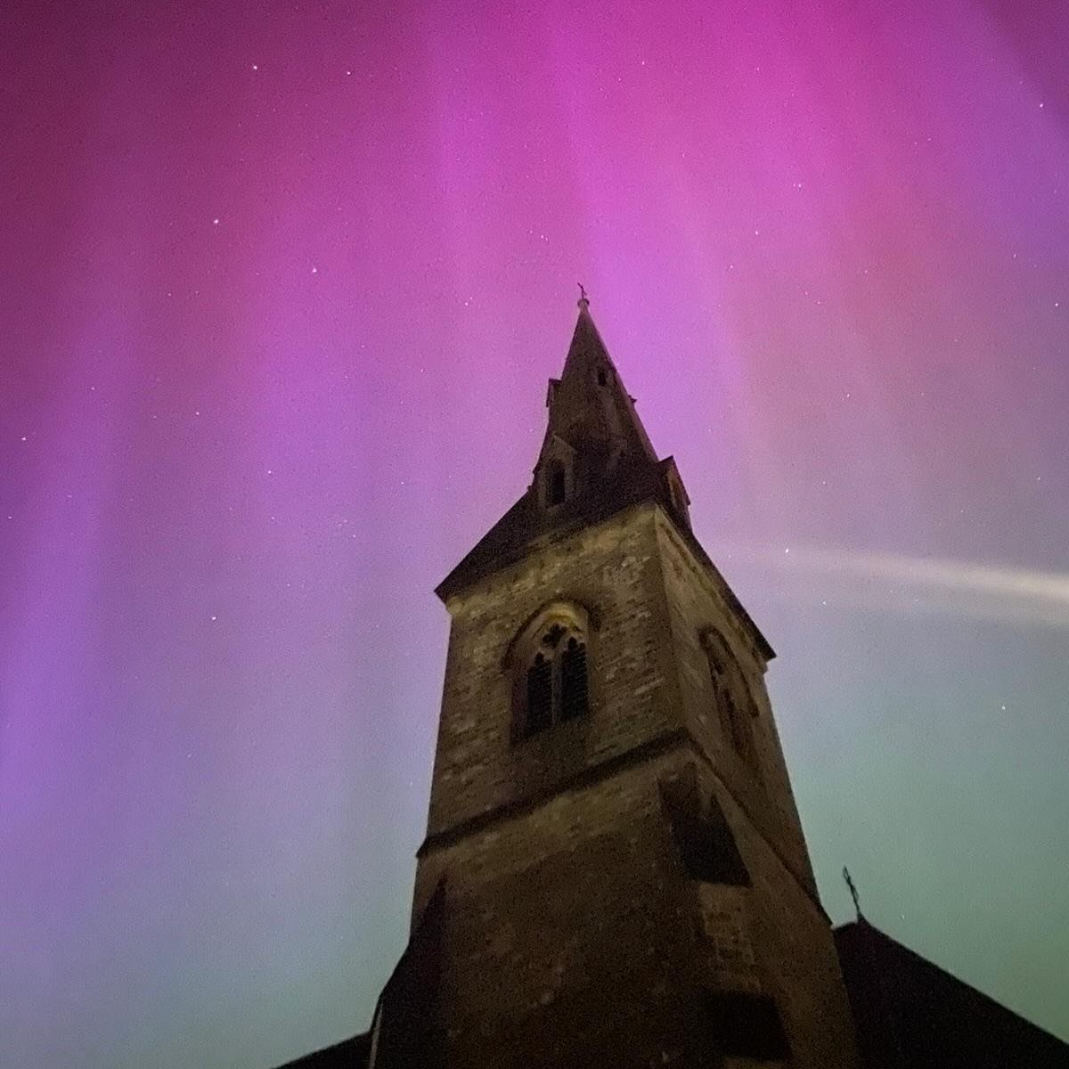 Well that&rsquo;s not how every Ascension Day ends🤯 Thanks to one of our students for snapping this pic of our church tower below the amazing Northern Lights last night! 💫