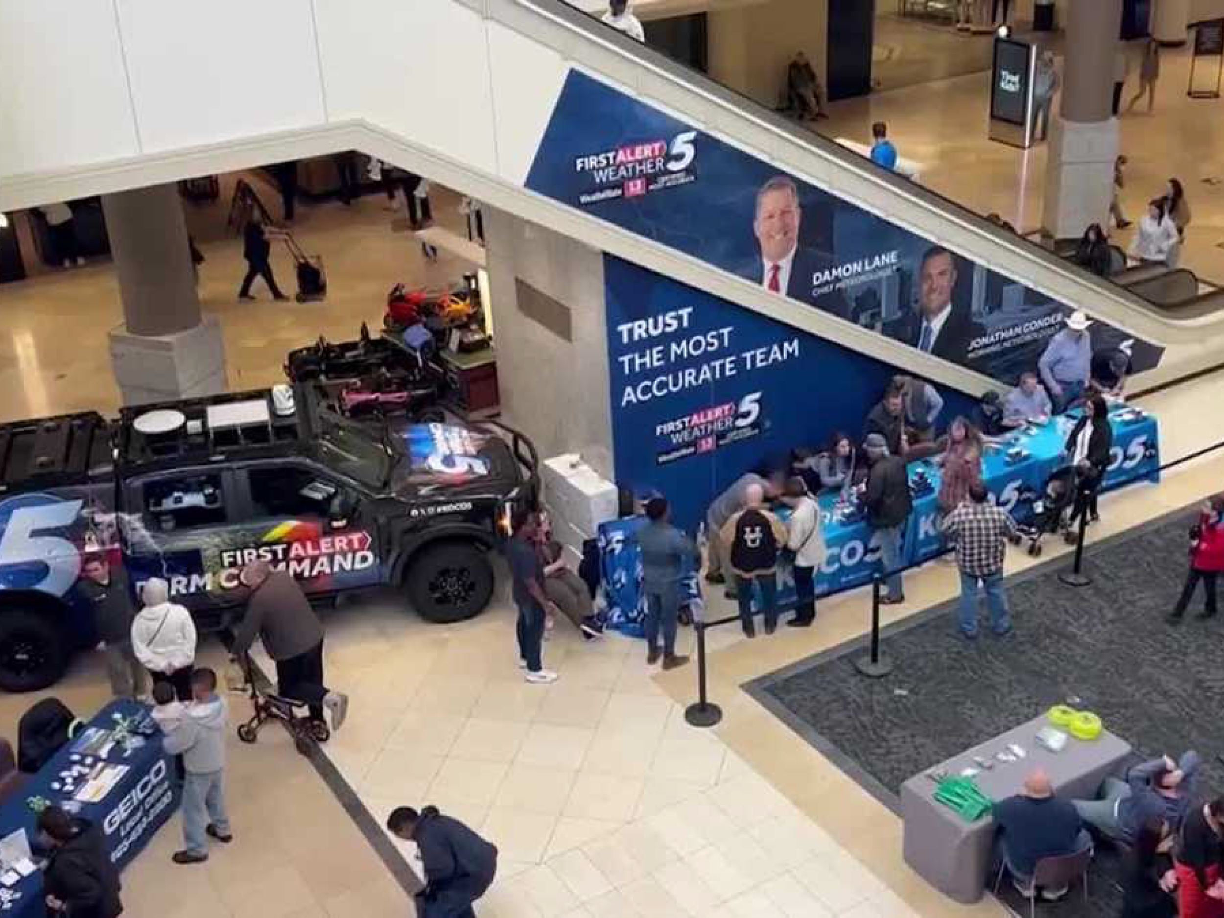 KOCO - Escalator Wrap-04.png