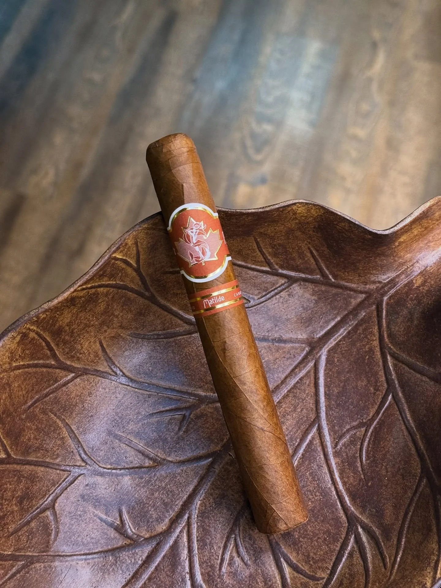Now Smoking: 

@matildecigars Canada Exclusivo Toro

What better way to celebrate Canada Day as a cigar smoker than to light up a cigar rolled exclusively for our beautiful country?! Matilde &amp; Brigham are back again to treat us with another Canad