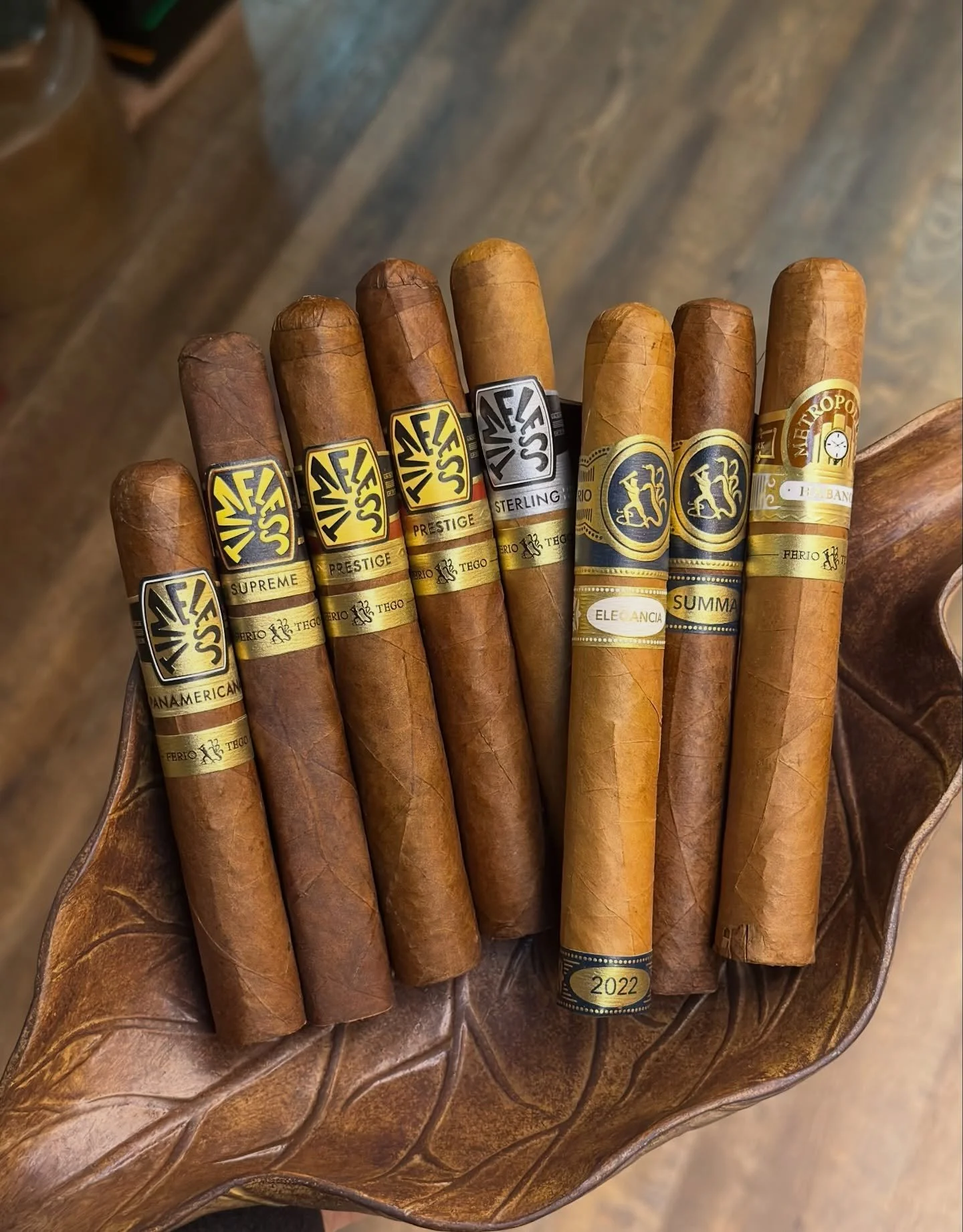 We have a special @feriotego promotion going on at Zigarren! Free cigars, cutters and lighters are up for grabs. 

Visit us in store or send us a message for more information