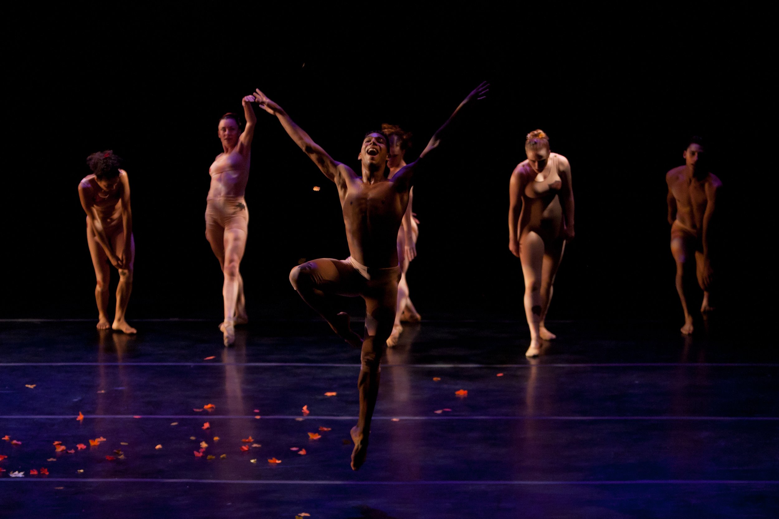 Dance NOW! Miami Random Patterns of Falling Leaves, Quilvio Rogriguez and company, photo credit Jenny Abreu.jpg