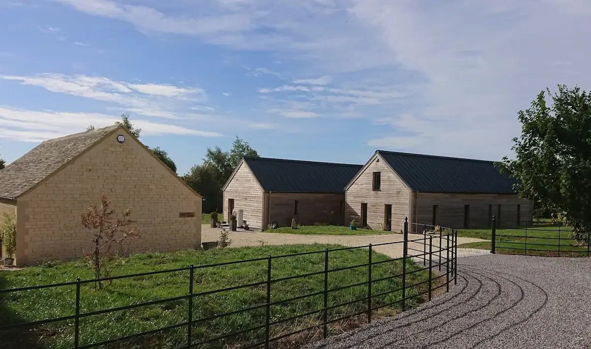 New build detached holiday rental accommodation and garage