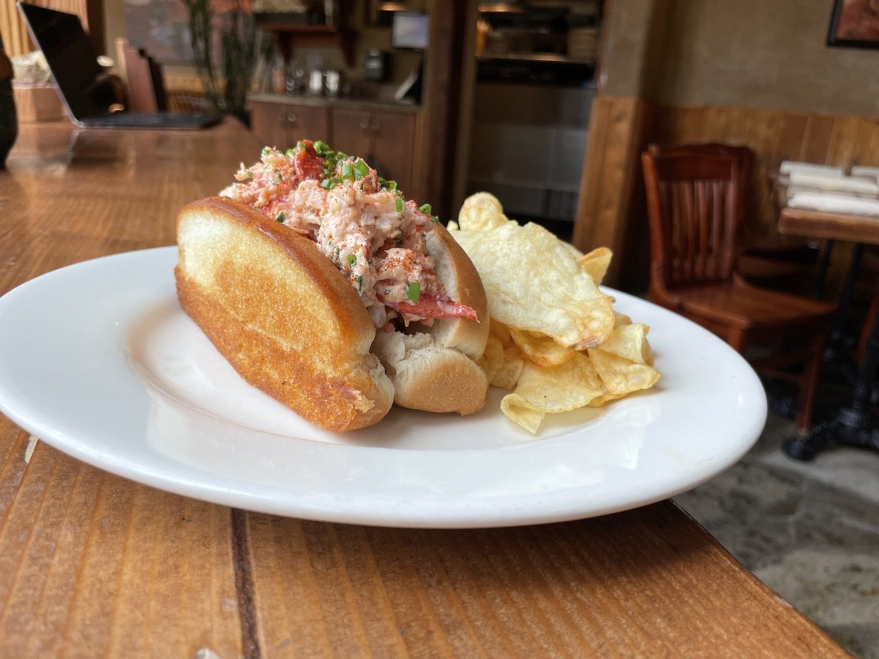 Lobster Roll Large.jpeg