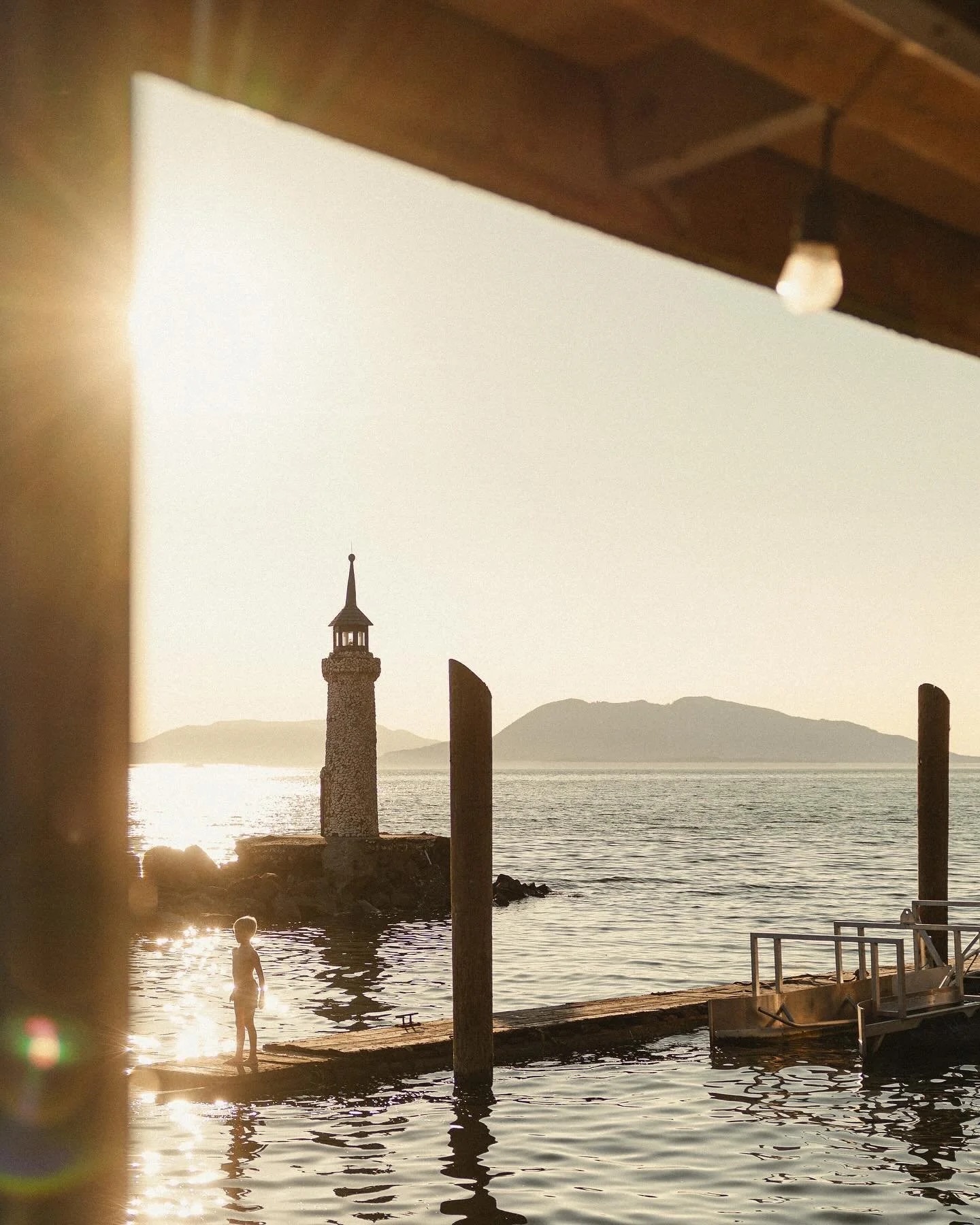Last days of summer. Or if you&rsquo;re in LA, two more months of summer! 

#sanjuanislands #washington #seattle #pnw #summer #pugetsound