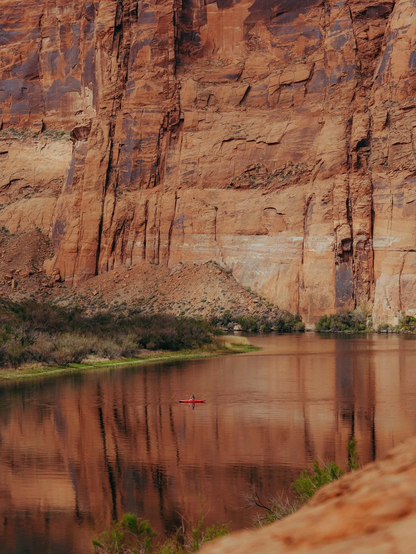Canyons carved by time. Horses untamed. Rivers that mirror the sky. Southern Utah is the wild, calling.

Shot for @amangiri&rsquo;s summer campaign.

Slide 4. Shot by @apdh 

Last slide: Looking back at Horseshoe Bend that we had just kayaked during 