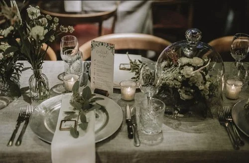 We offer floral design services for:
Corporate events and conferences
Brand launches and product reveals
Press days and photoshoots
Client entertaining and office eventsbespoke floral design for:
Birthday parties and milestone celebrations
Anniversar