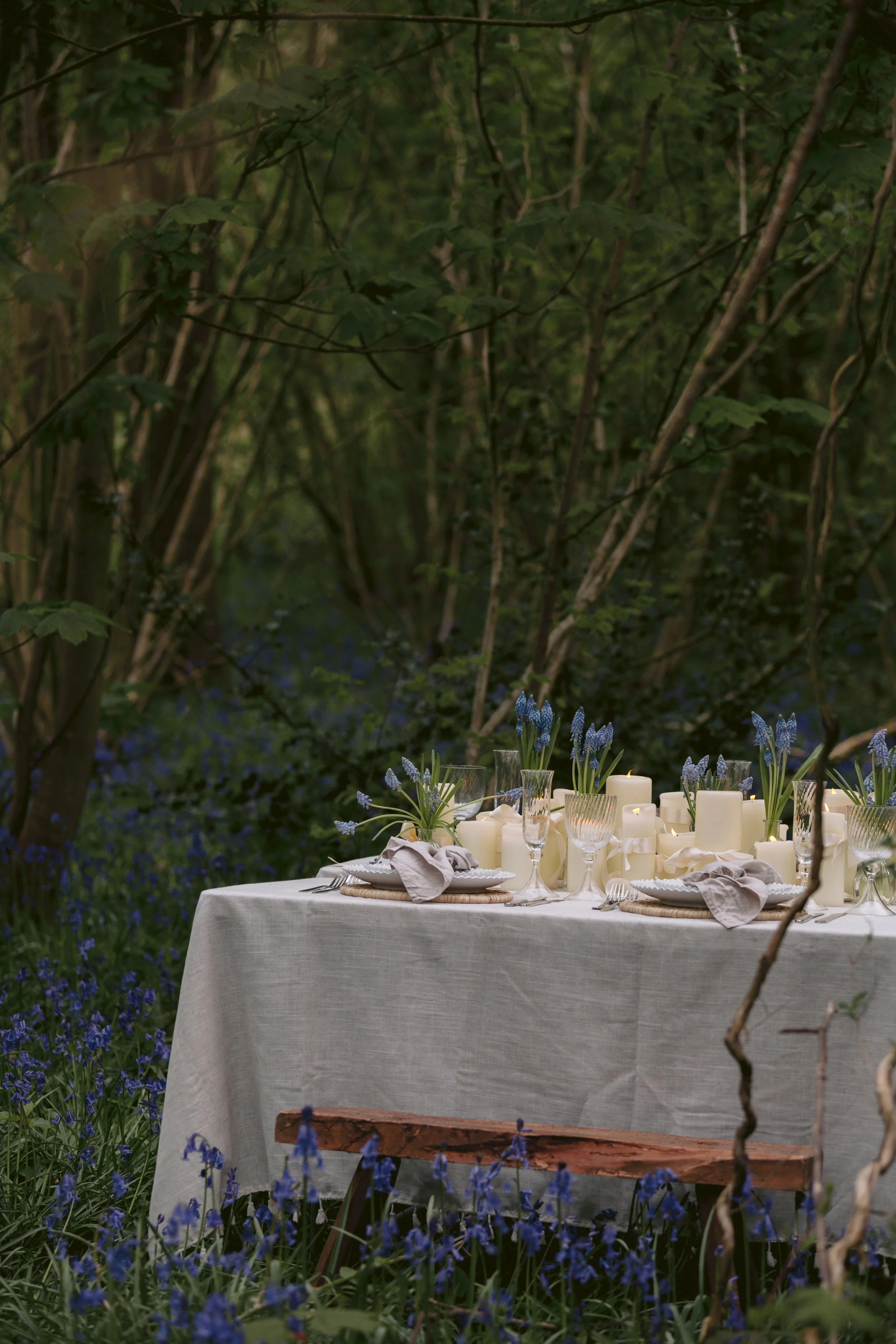 Wedding floristry in London and West Sussex, showcasing ceremony arrangements and table flowers designed to complement modern venues.