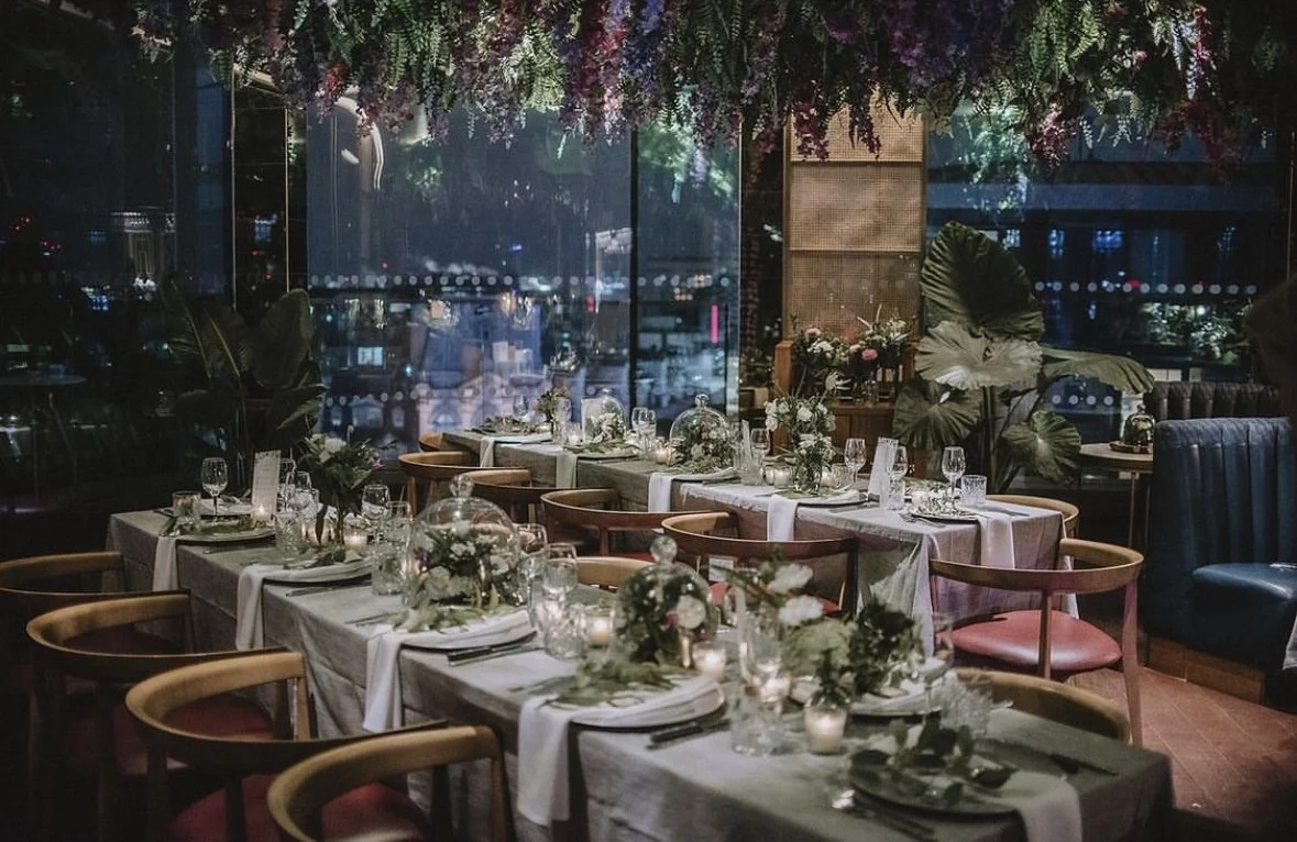 We offer floral design services for:
Corporate events and conferences
Brand launches and product reveals
Press days and photoshoots
Client entertaining and office eventsbespoke floral design for:
Birthday parties and milestone celebrations
Anniversar