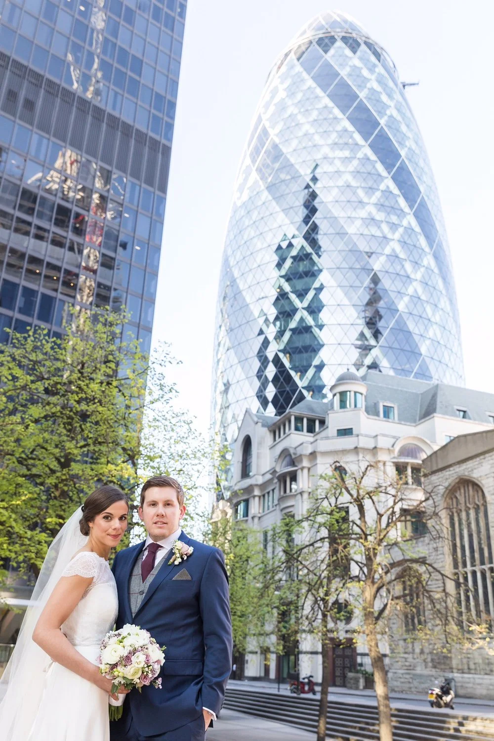 Wedding floristry in London and West Sussex, showcasing ceremony arrangements and table flowers designed to complement modern venues.