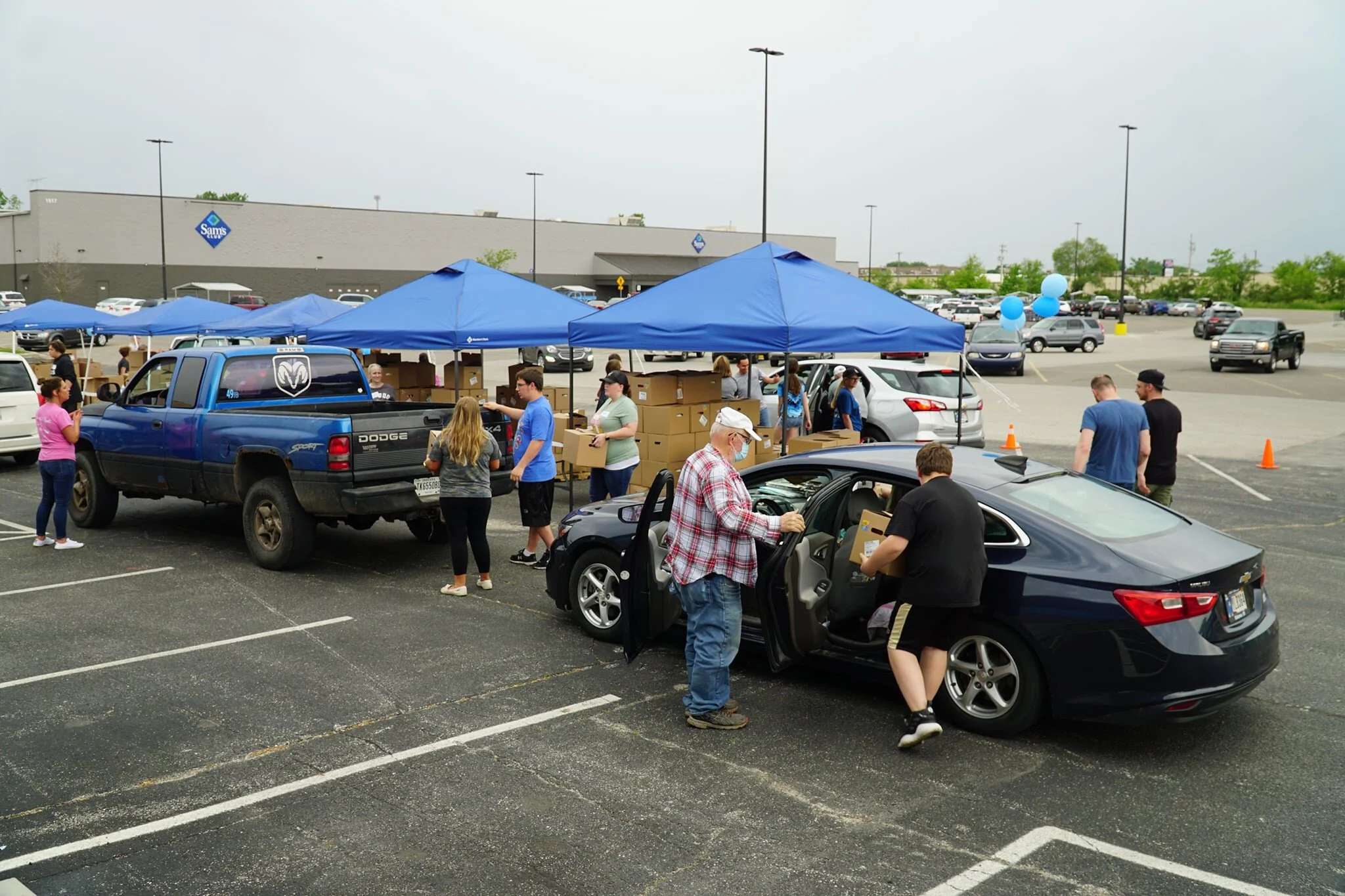 Fuel Church Distributes 35,000 Pounds of Food