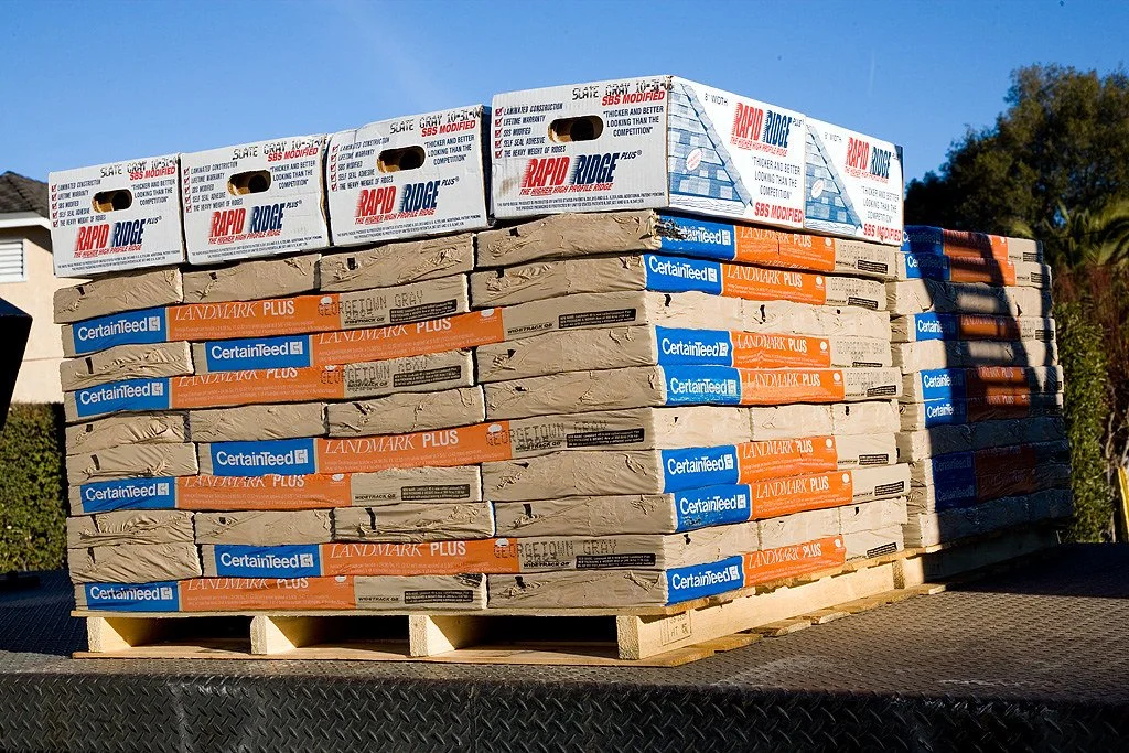 heavy duty custom pallets for bulk building materials.jpg