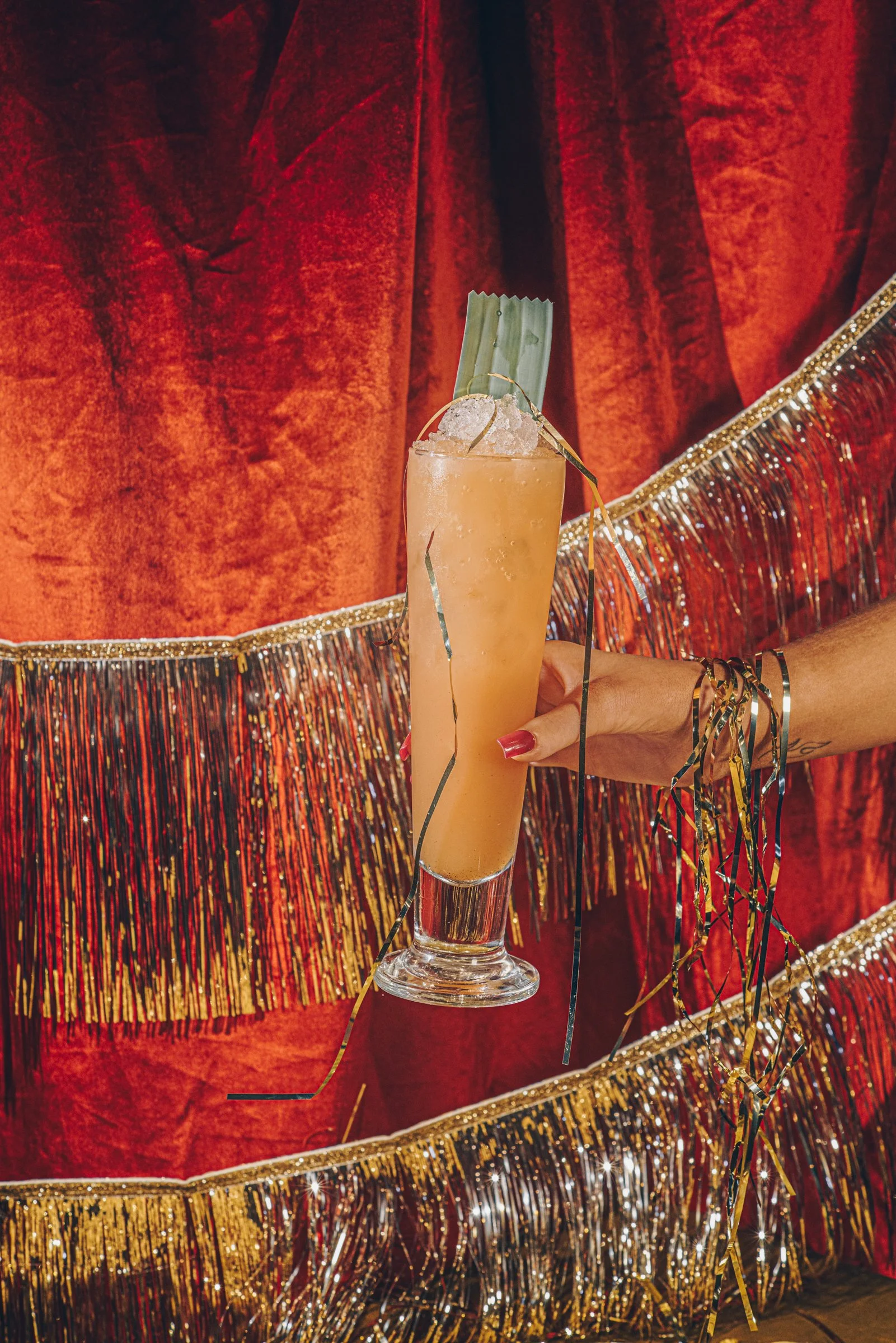 Liquid Oats Sweet Vanilla Cocktail - Curveball Serve - how use irn bru and liquid oats