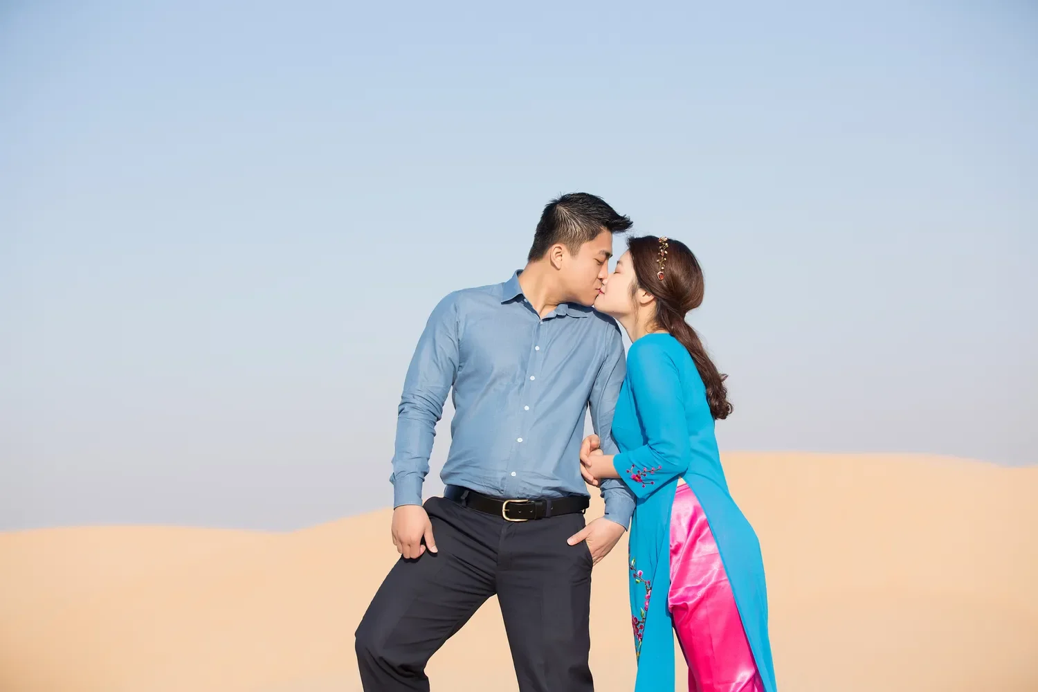 pre wedding photography dubai