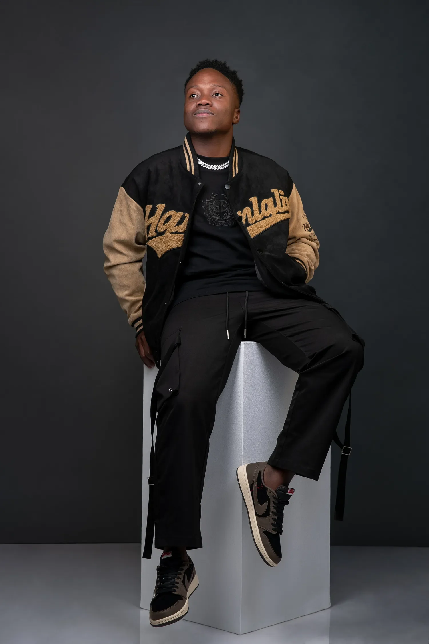 Model Photography Packages in Dubai 800 photos