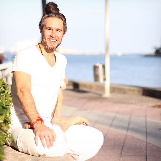 ** Free meditation online continues 
M W F at 7PM Eastern (UTC -4) open to all 🙏❤️✨ &mdash;
See the link in bio or Zoom mtg ID 
729-495-480 (space limited) ✨🧘&zwj;♀️🧘&zwj;♂️✨
&mdash;

#meditation #freemeditation #miami #miamimeditation #onlinemedi