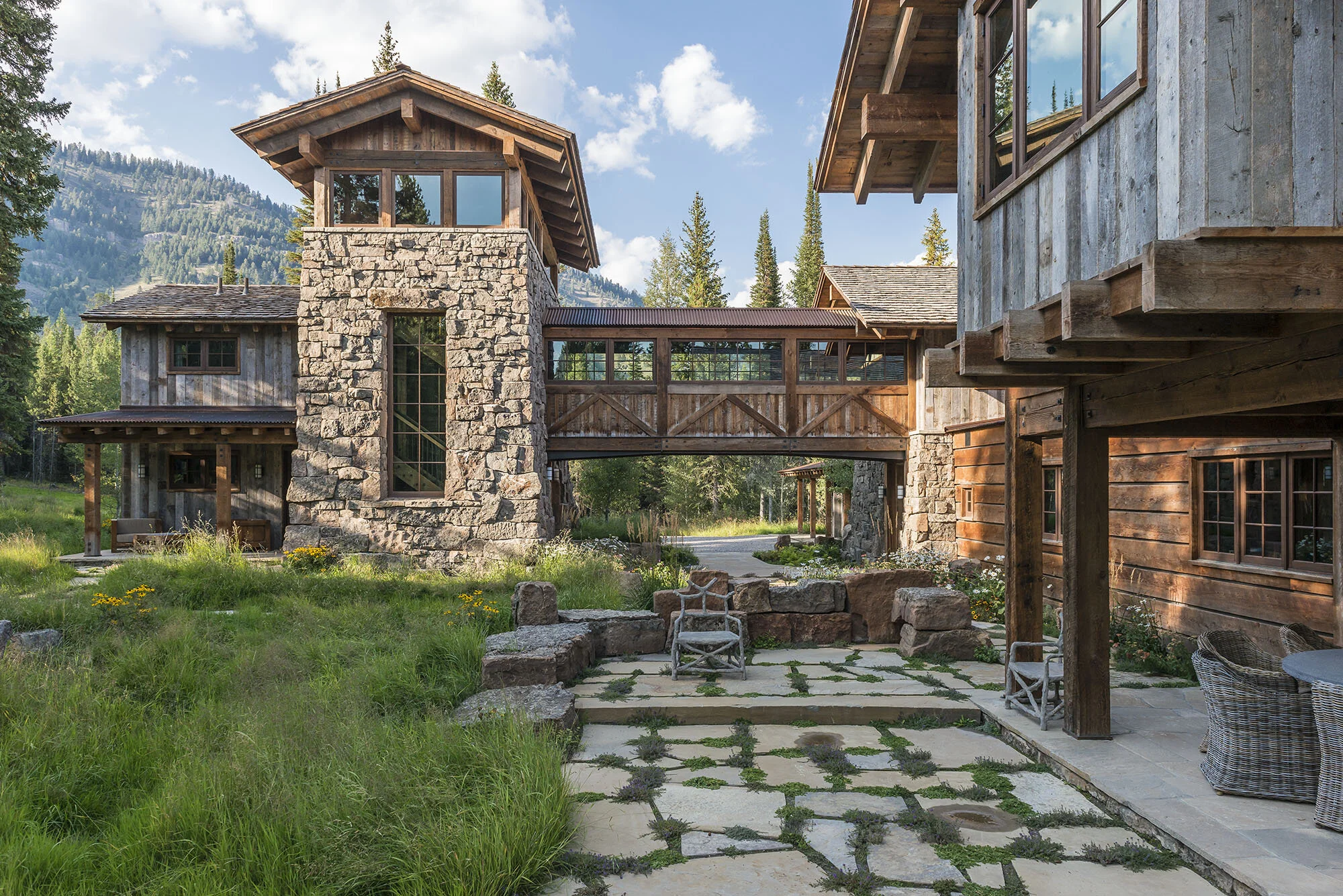 Гостиницы из камня