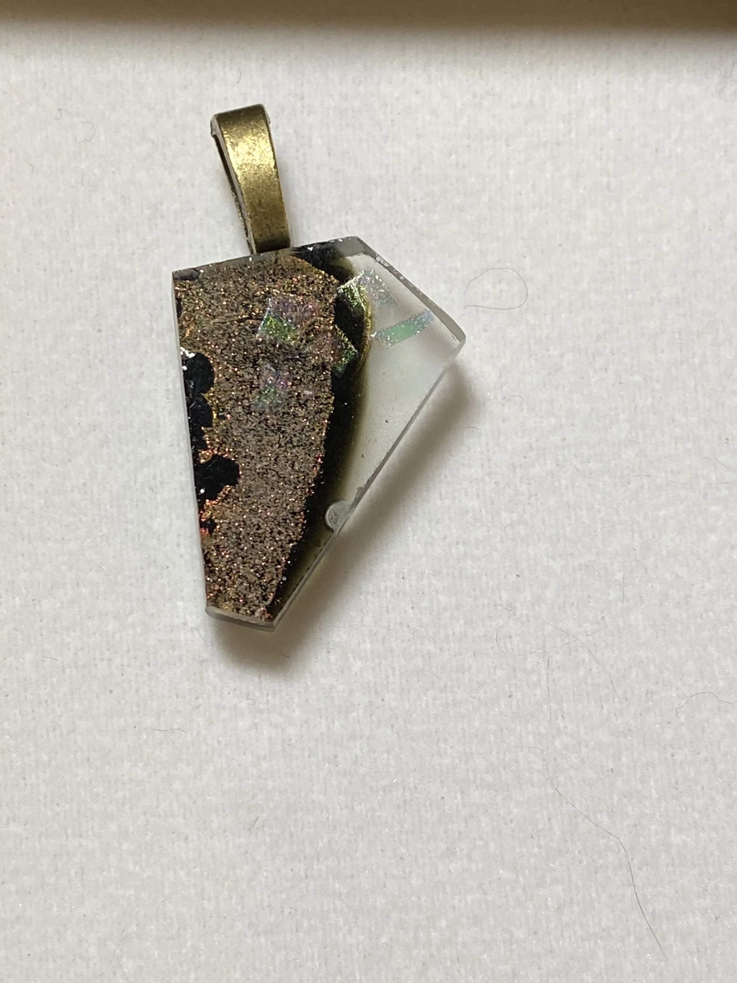 B4D550F8-5B8C-4EB3-B652-92948F2213D5