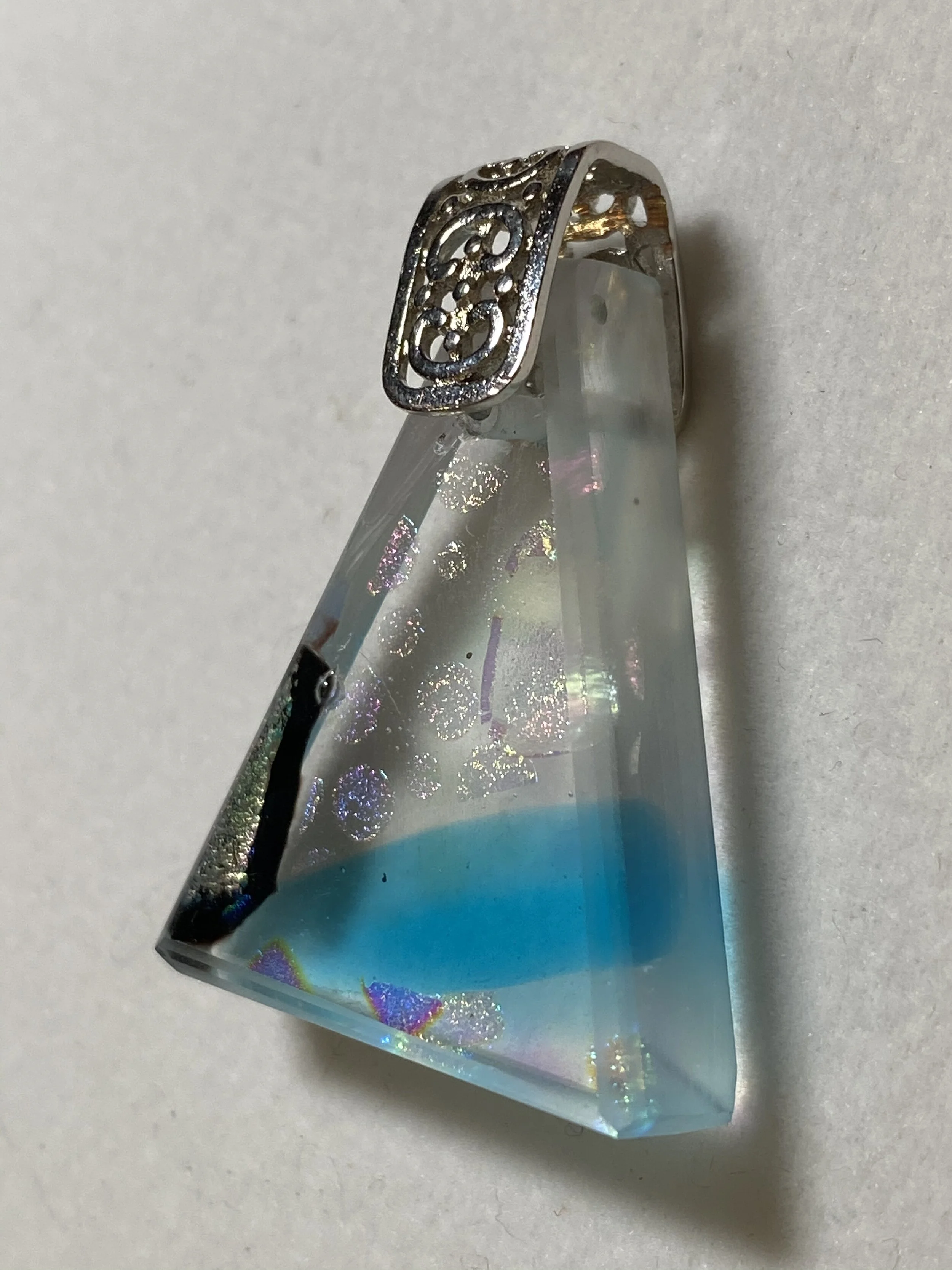 7906C108-F5B0-4BB4-8C8A-0C84EEF2A429