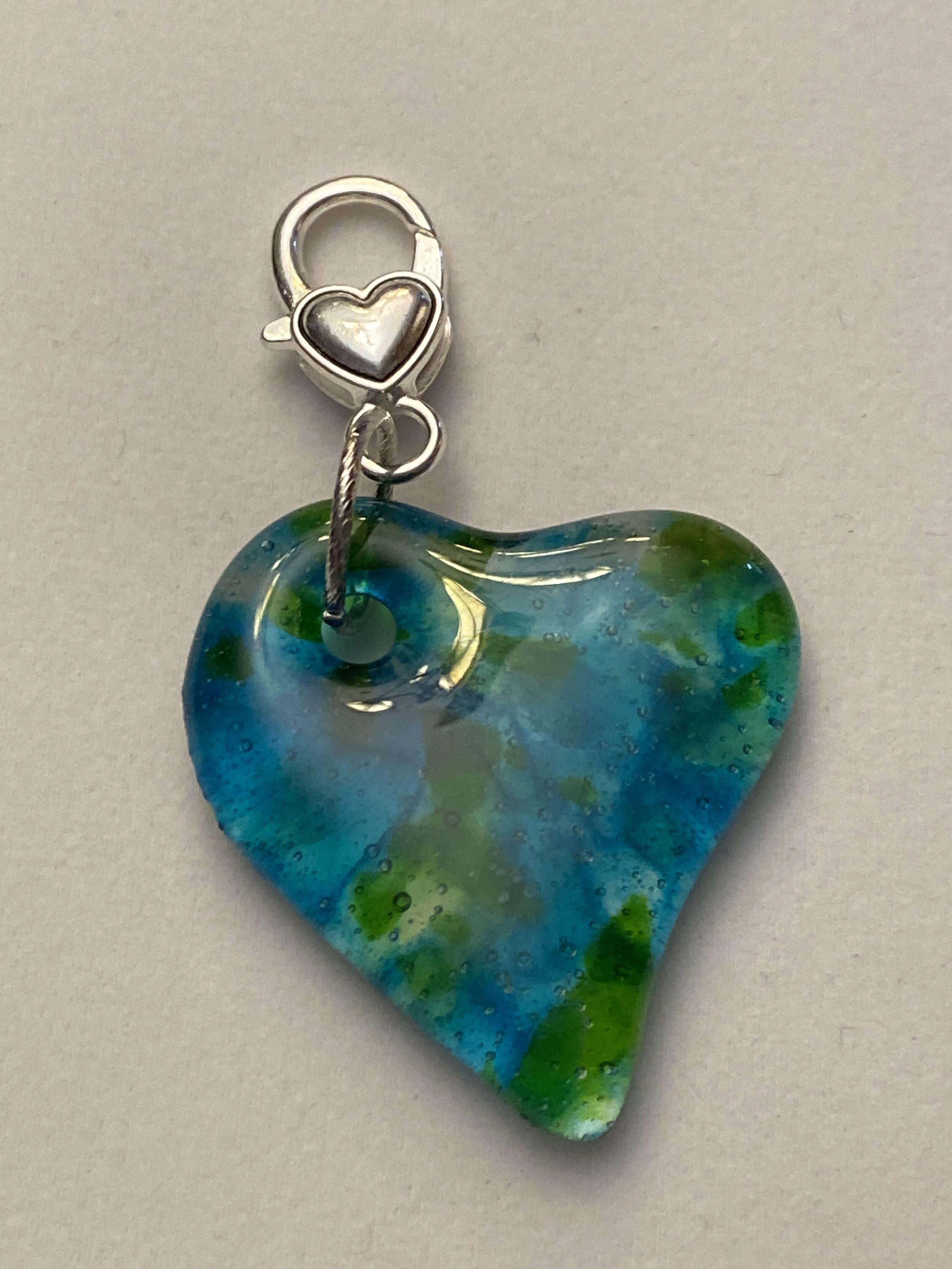 DA75E568-FEF1-445D-9137-25B4C96DE3B9