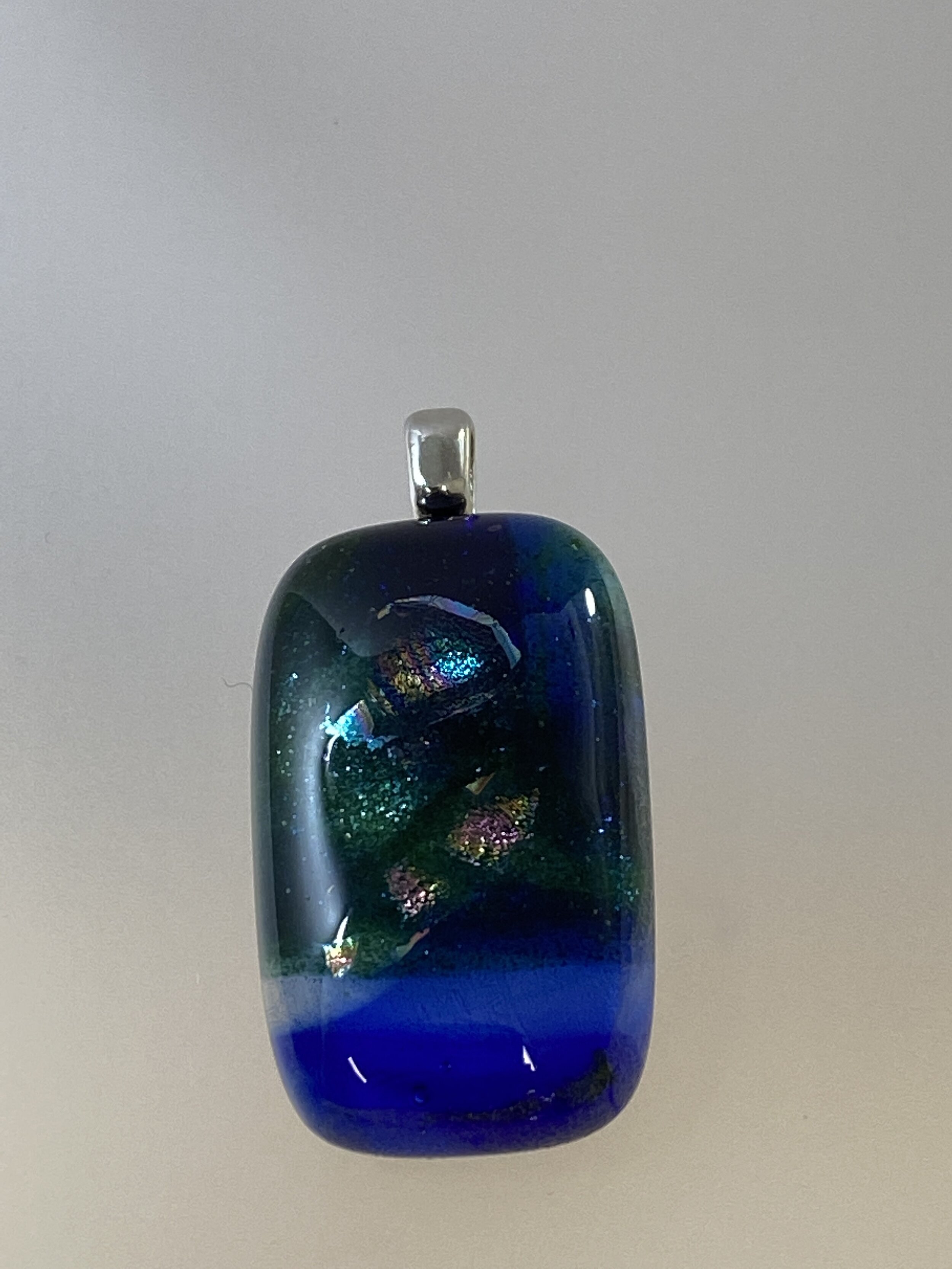 D8E33476-7E2F-4AFE-B4DA-A8A114AE9514