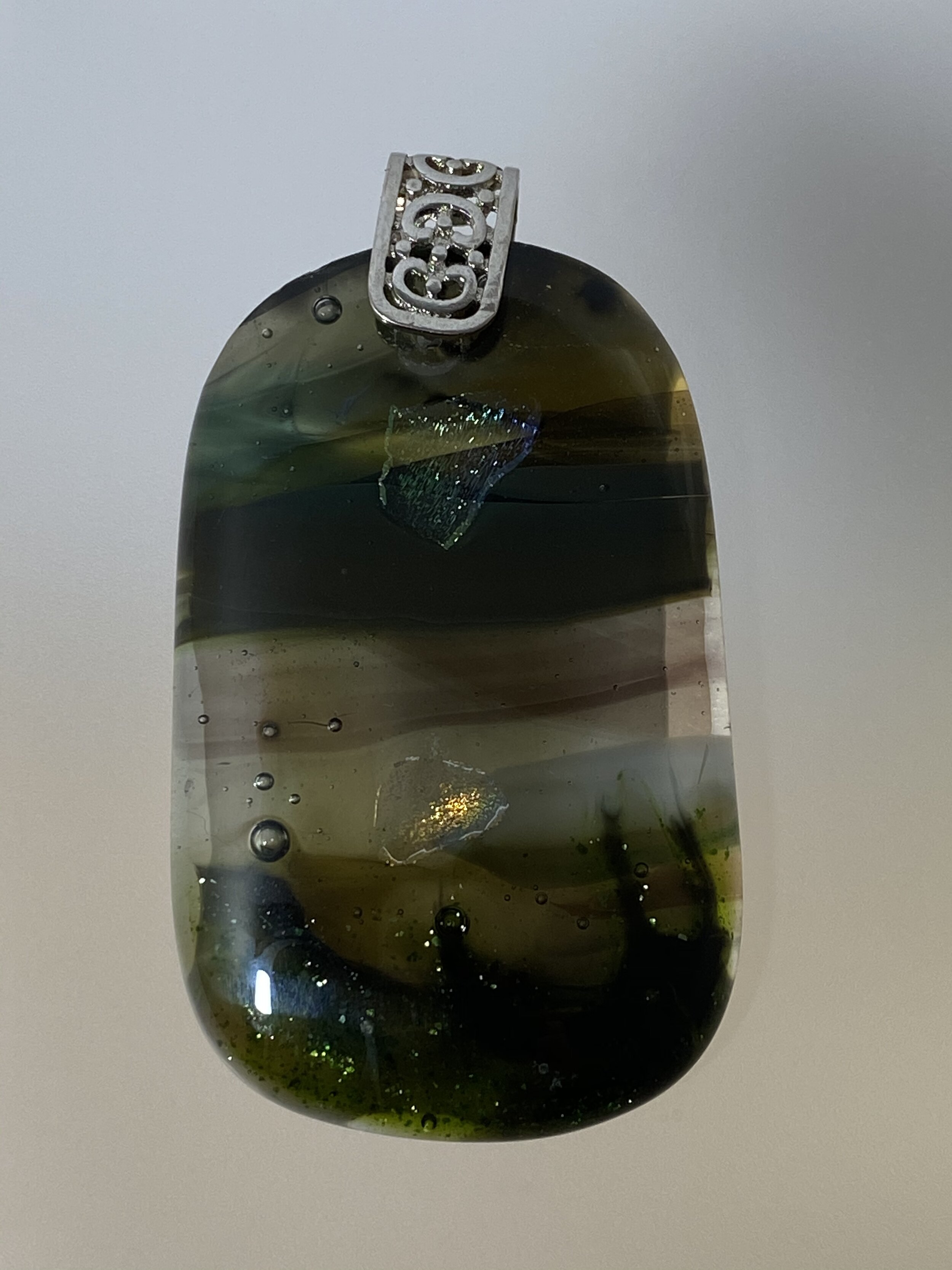 0AADAEF0-9556-40D8-8FD8-AD79E372D773