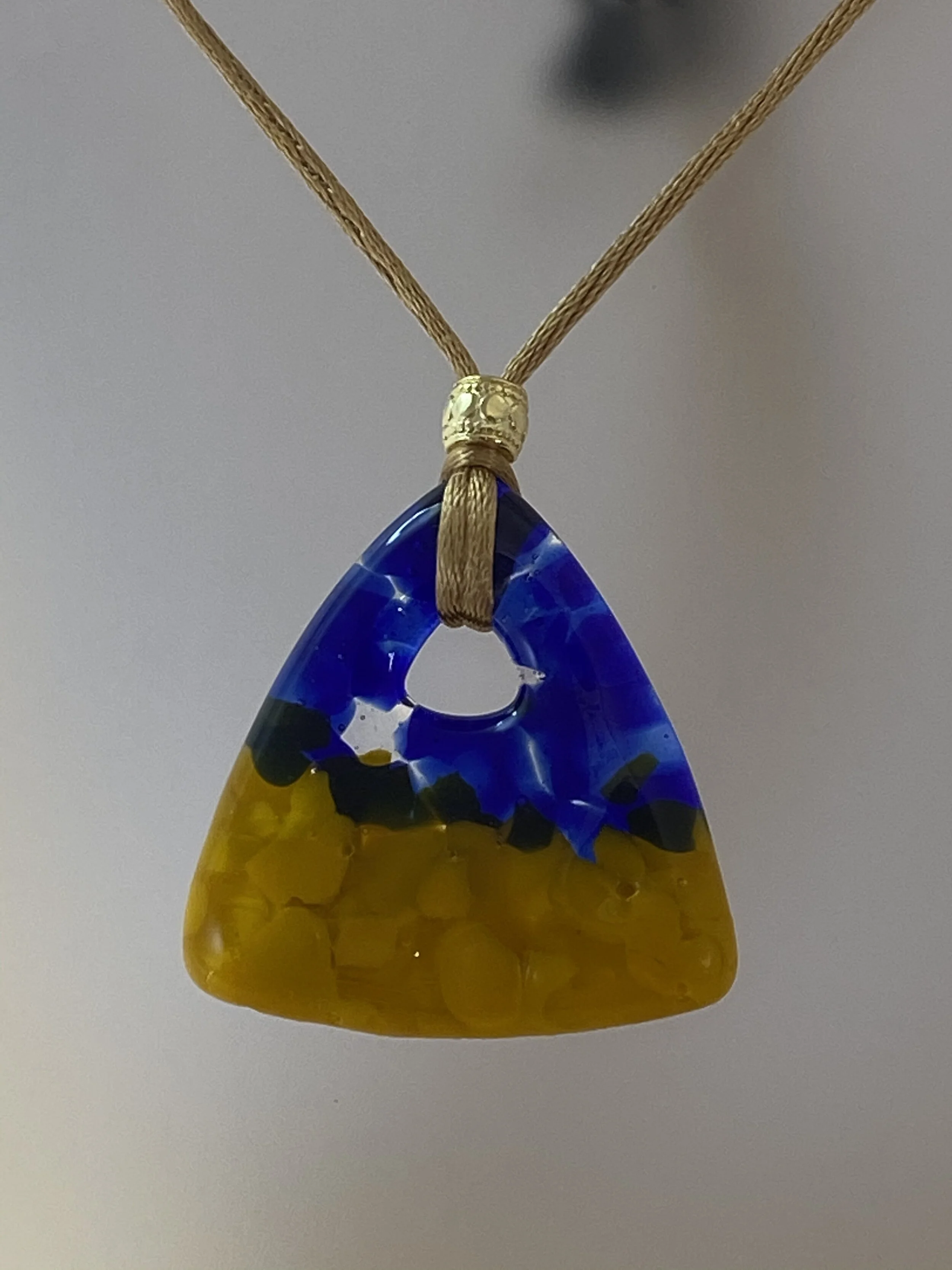 21C2237B-19E5-4C09-86C5-4D4D4B2A2236