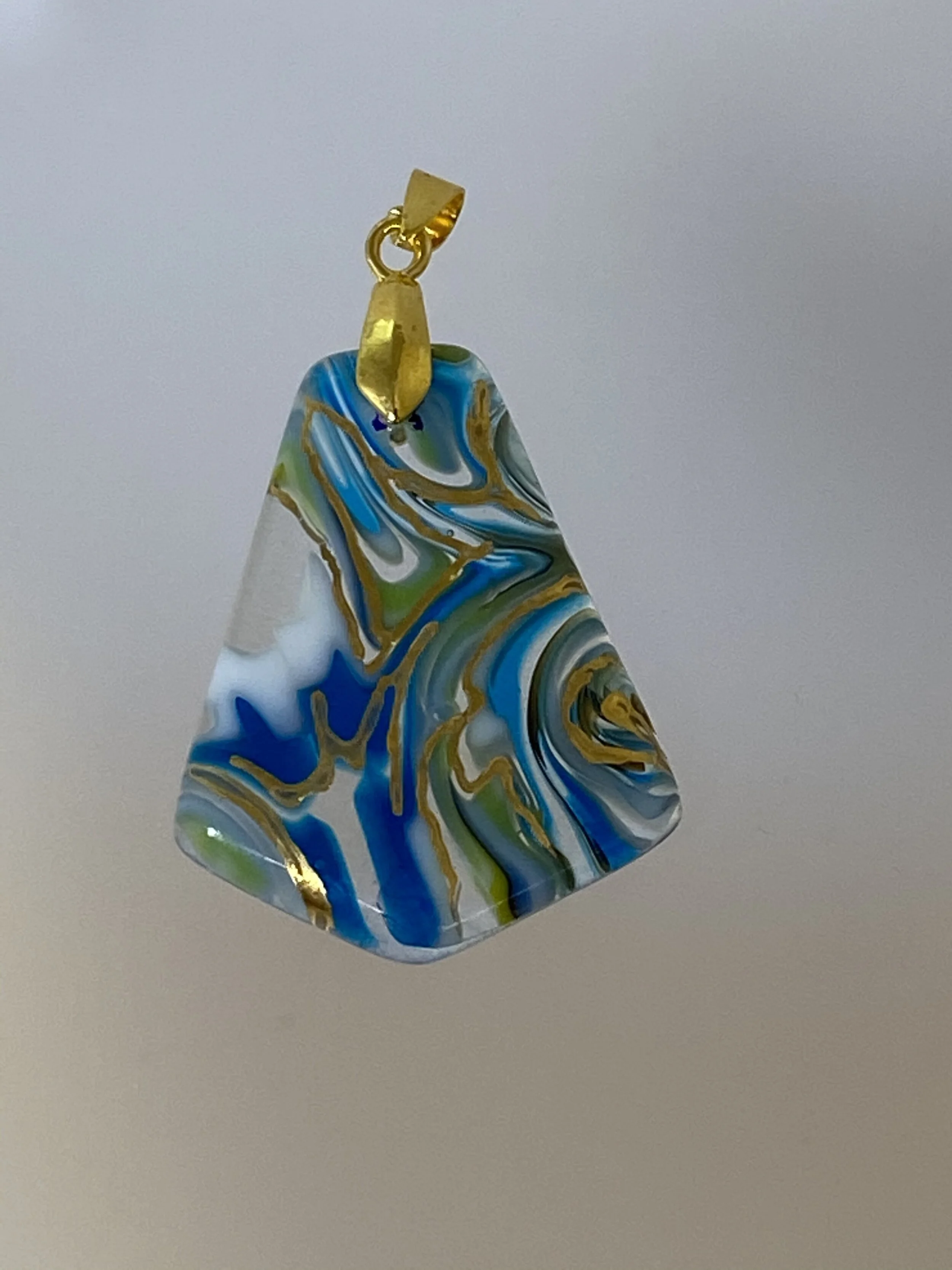 996F187D-B772-40A4-993F-6501C252D6ED