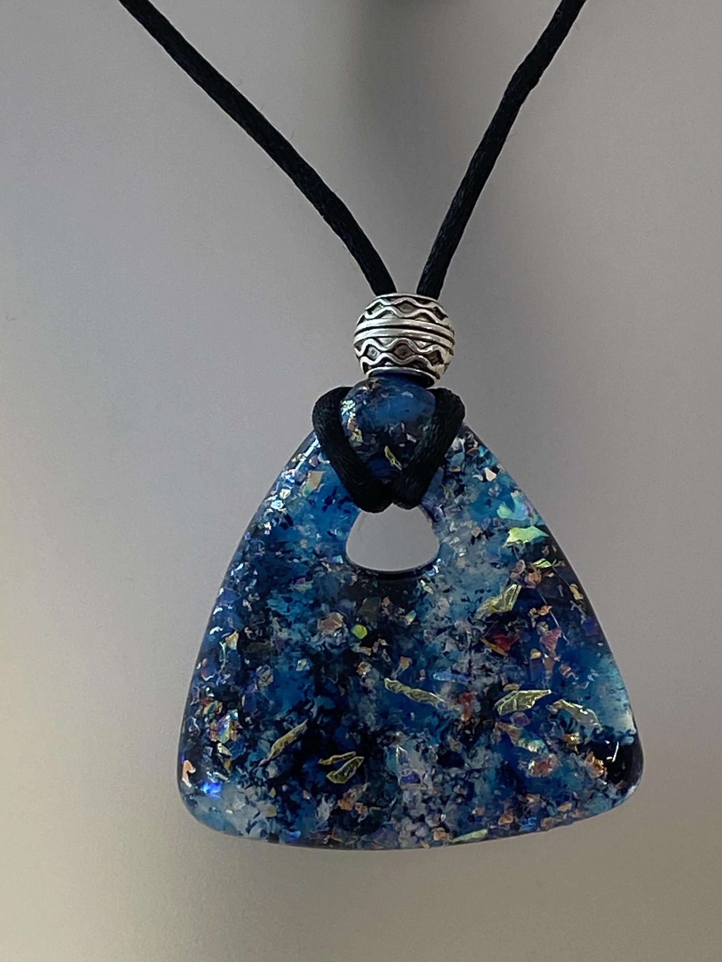 A1C23509-33F4-4D55-83C2-7801C5355105