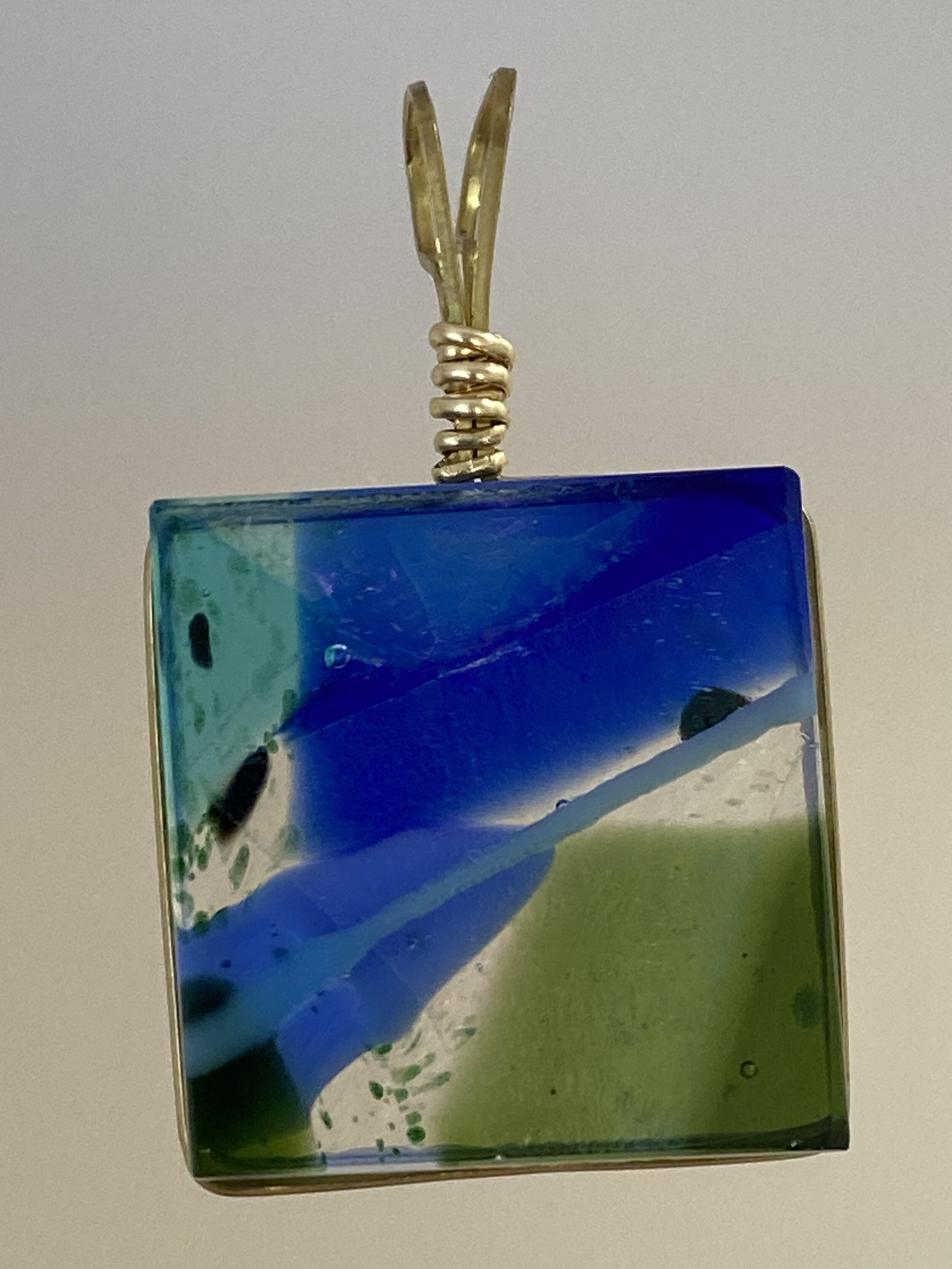 6DD867A3-E184-4791-BD9F-C055A177EE37