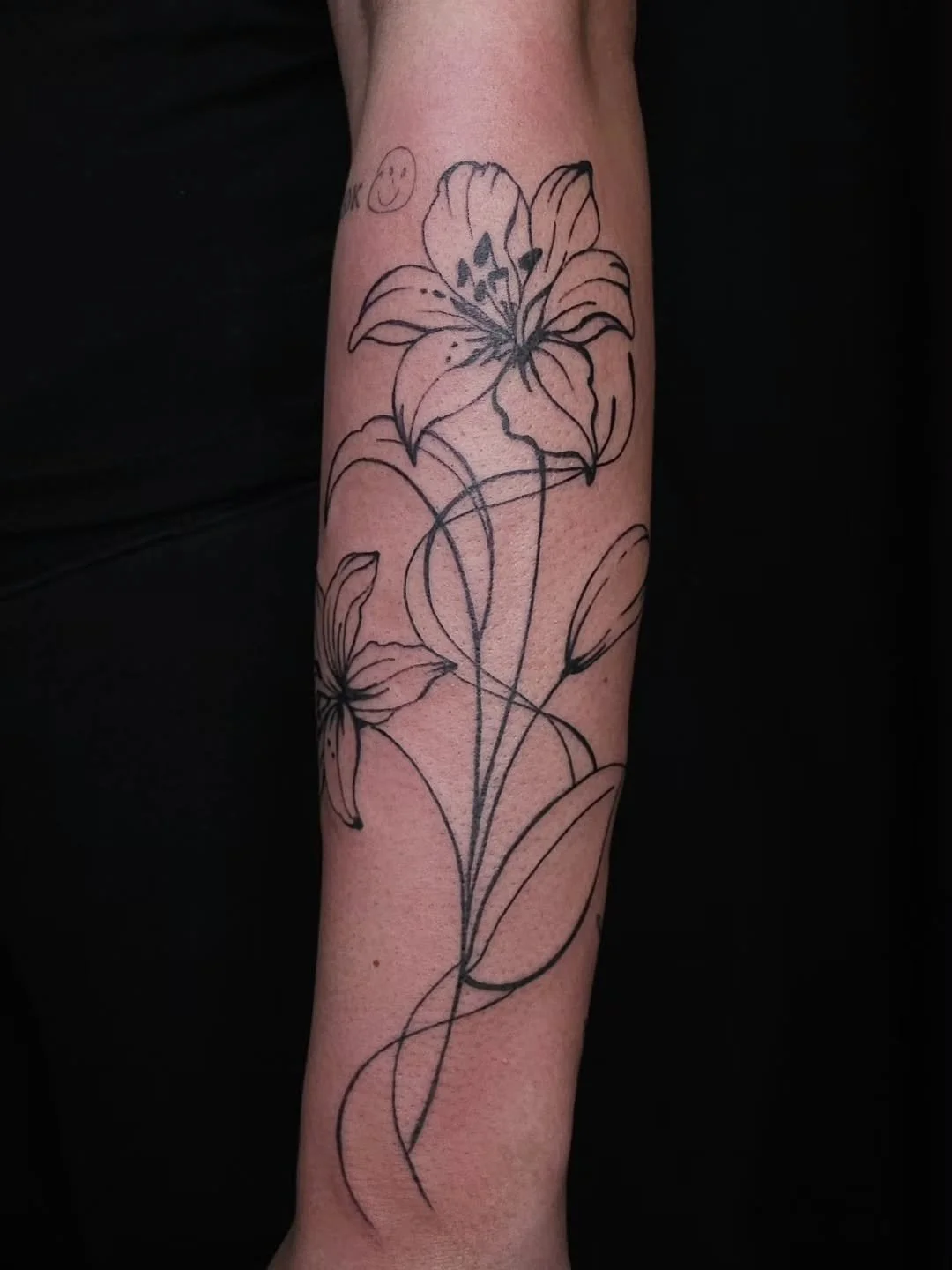 Floral Lillies I did a few months ago

Fill out the Form in my bio to book!
Booking for: JUNE &amp; JULY
Don't forget to tag me in your pictures so that I can share! Profile needs to be public for me to see!

Luna Ink Studio Mississauga
Walk-in betwe