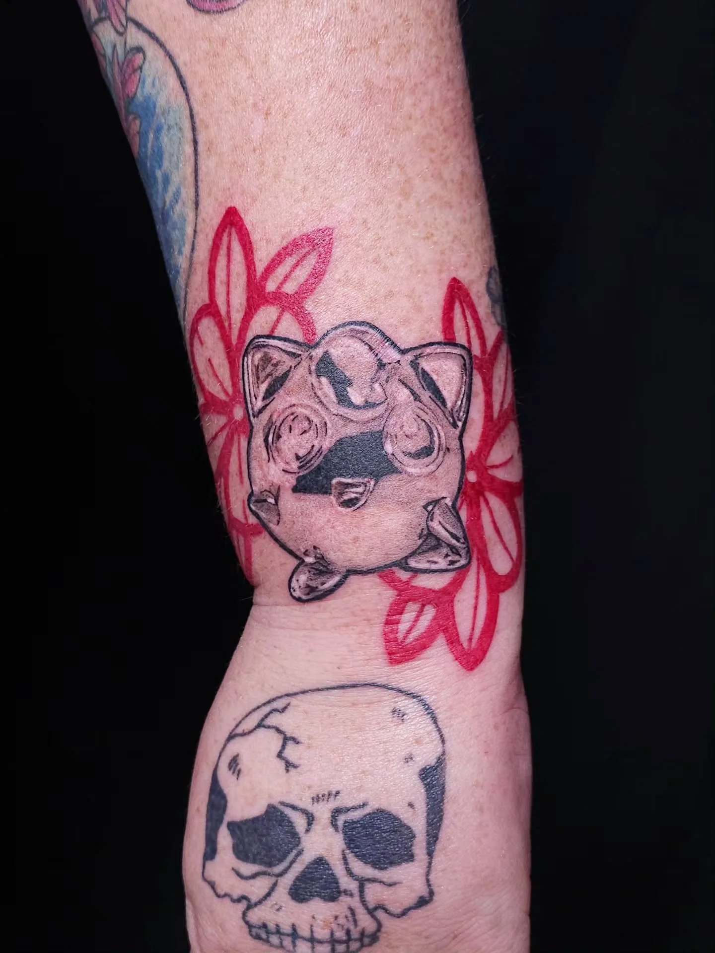 Chrome Jigglypuff  from my previous flash sheet drop a while back. 

Fill out the Form in my bio to book!
Booking for: JUNE &amp; JULY
Don't forget to tag me in your pictures so that I can share! Profile needs to be public for me to see!

Luna Ink St