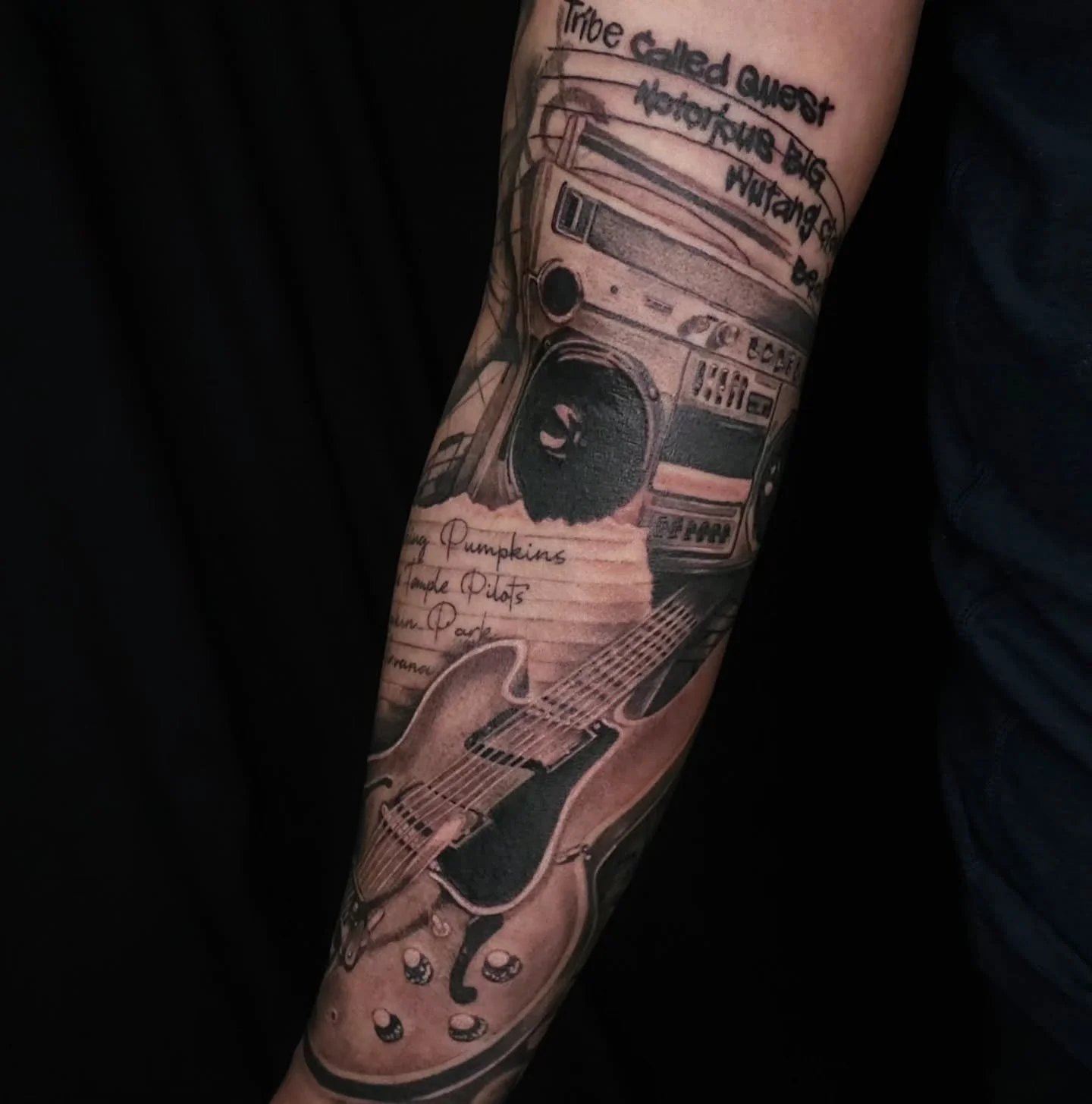 🎼Music inspired inner arm sleeve 🎶 showcasing love for some of his favorite musicians, rappers, bands. 

#music tattoo #gtatattoo #mississaugatattoo #wutangtattoo #biggietattoo