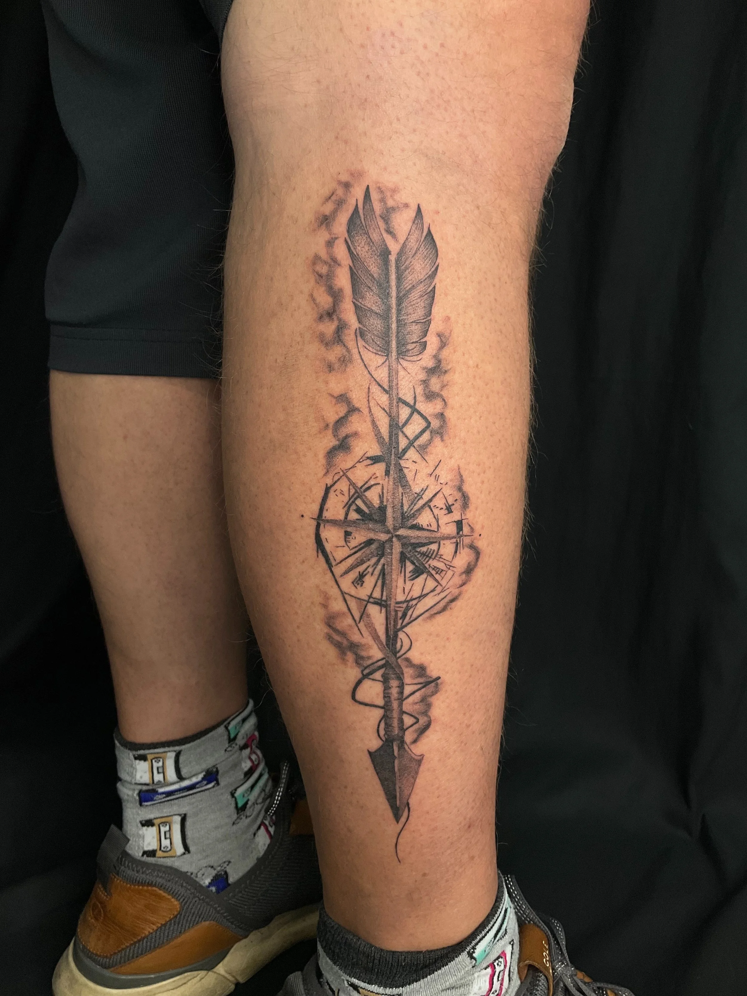 Custom piece done a little while back 

Arrow and compass tattoo on the calf 

Thank you for letting me do this for you! 

Currently booking for Sept and October 

Your idea or mine! ❤️&zwj;🔥

#compasstattoo #calftattoo #legtattoo #tattooideas #miss