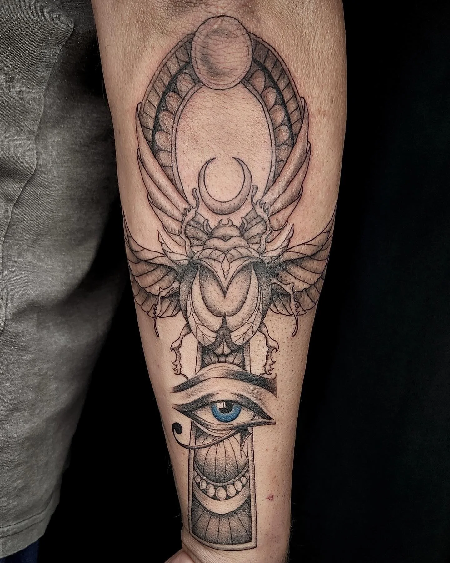 Scarab and Ankh design 🪲

#explore #tattooartist #mississauga #tattoo