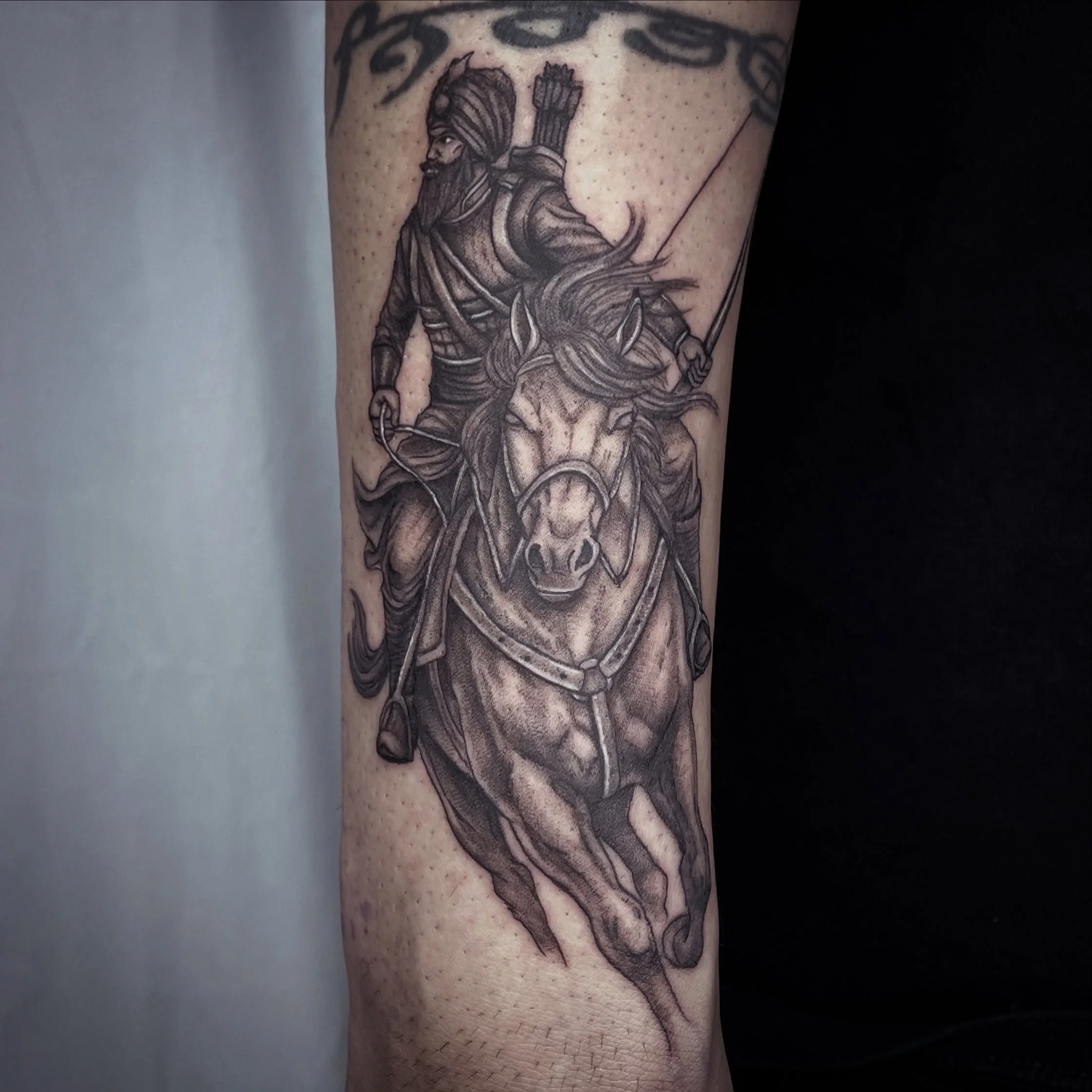 Horse and warrior forearm piece 🐎⚔️ 
Sleeve in progress 🚧 
.
.
#tattoo #horse #warrior #animals #tattooartist