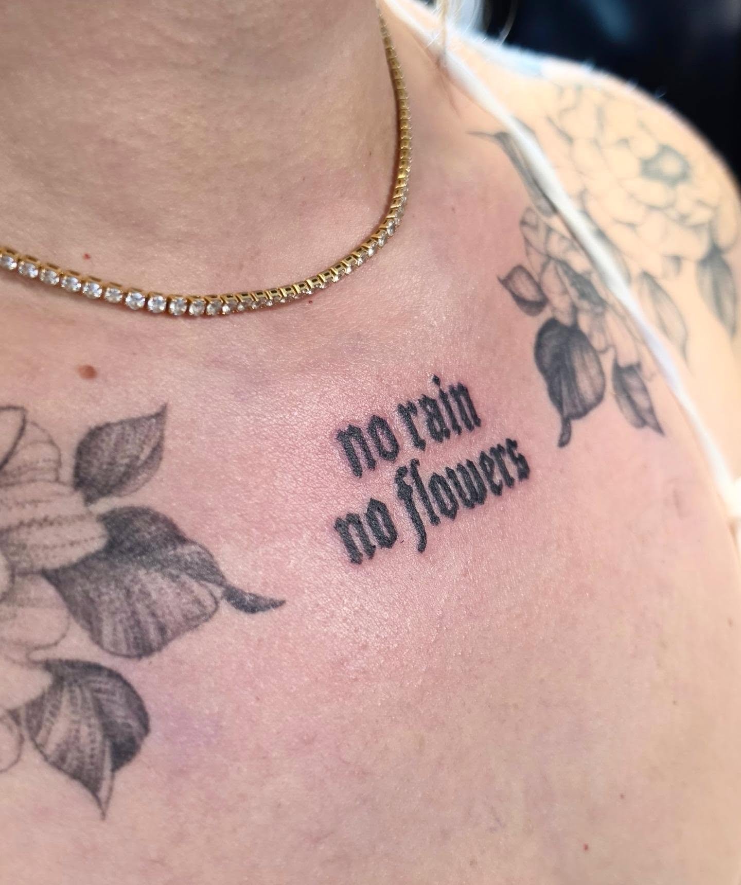 No rain, no flowers. 🌧️🌸

A little reminder that growth sometimes comes from the seasons we wouldn't choose. Loved adding this bold Gothic lettering between the existing florals and letting it become part of the bigger composition. 🖤

Fill out the