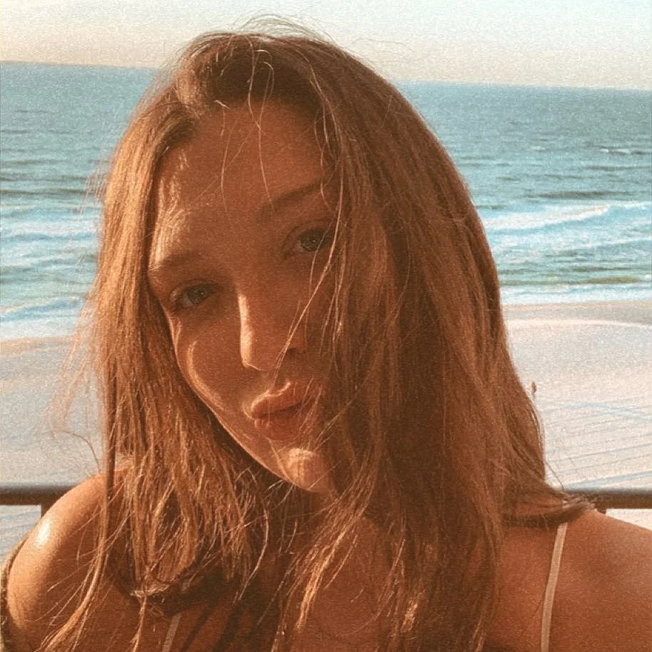 Not me, blocking the whole view 🤩