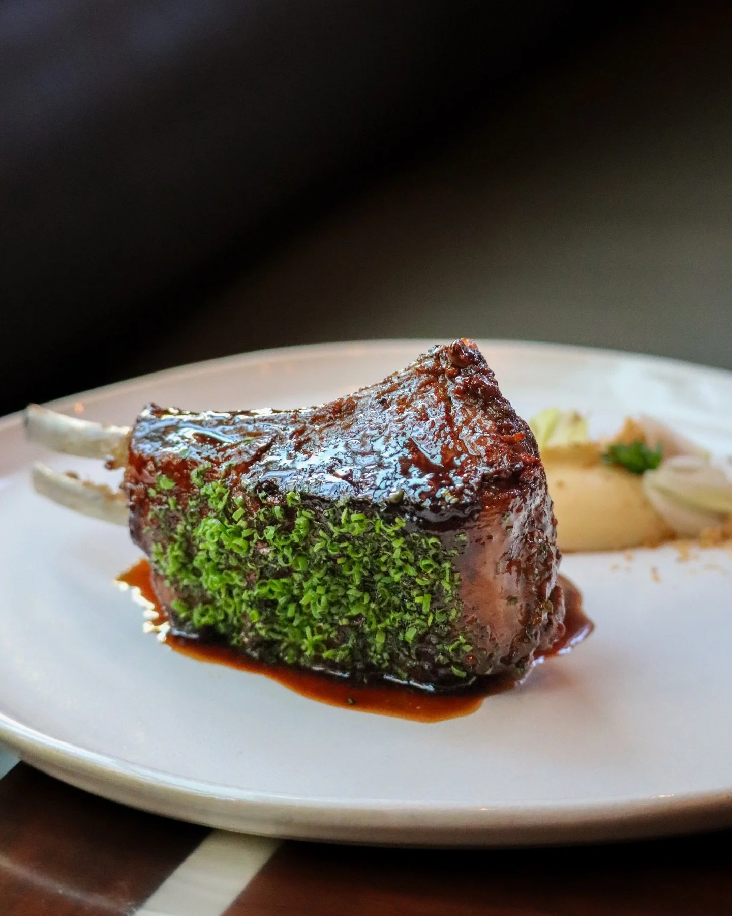 Agnello e Mele draws from the mountain butchery heritage of Friuli, where craftsmanship meets necessity in the form of deeply personal, resourceful dishes.
&nbsp;
Here, a grilled rack of lamb rests alongside a warm composition of Granny Smith apple a