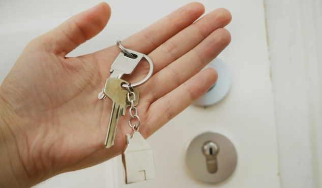 The Ultimate First-Time Homebuyer's Guide: Navigating the Path to Homeownership