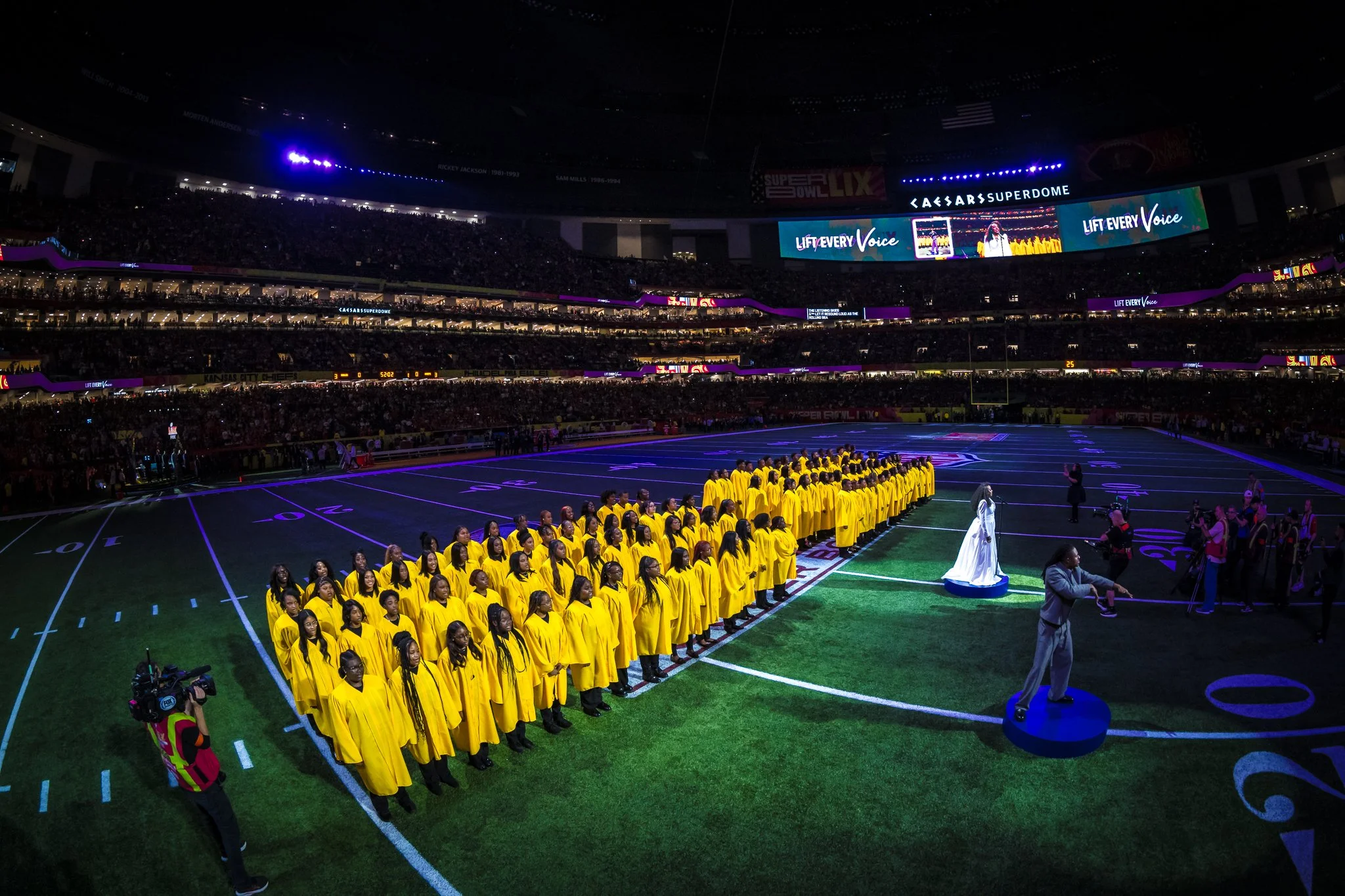 SUPERBOWL2025_0209_164802-0526_ALIVECOVERAGE.jpg