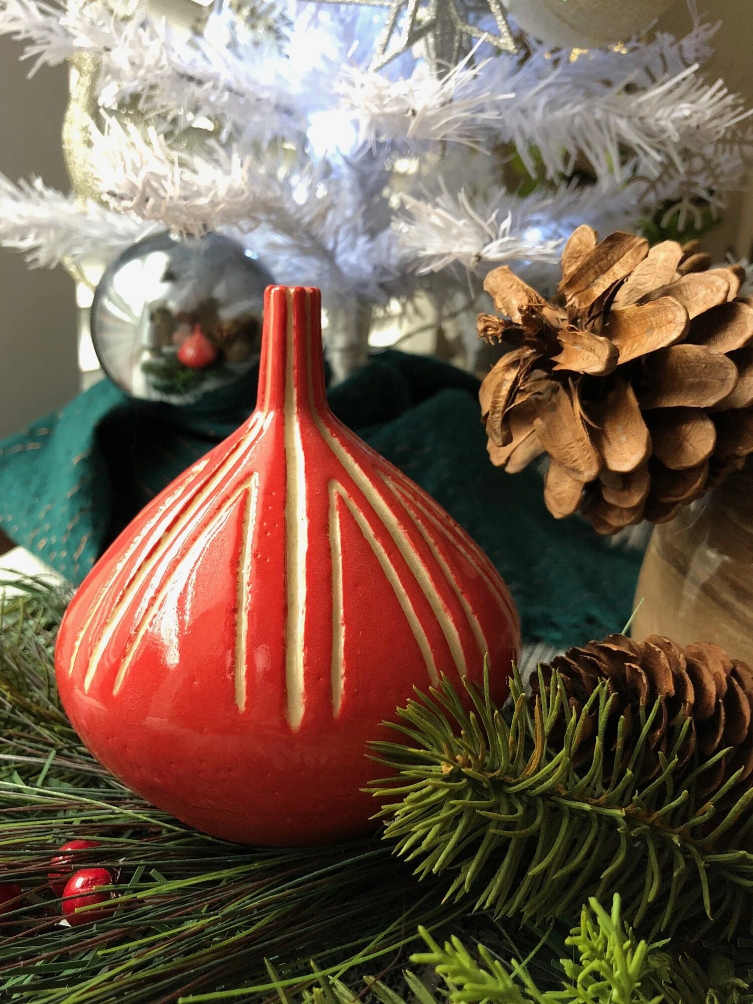 christmas red tear drop