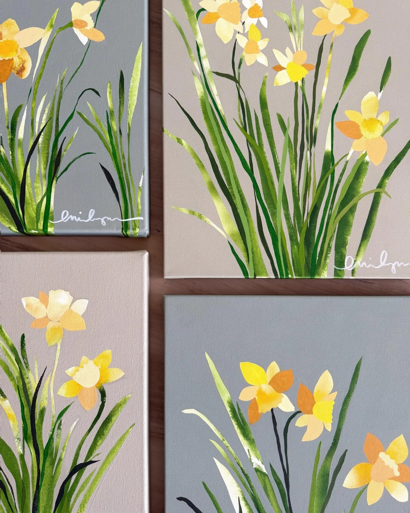 March highlights!! 🥹
- I launched a VERY different [for me] collection of bright and resilient daffodils with @wellandwonder 
- I moved into a studio outside my home and I&rsquo;m OVER THE MOON 🌖 
- I remodeled my home studio into a moody office/st