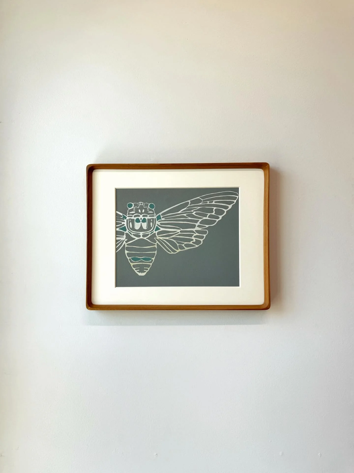 I painted another cicada. 🥹
It&rsquo;s imperfect.
It&rsquo;s not AI.
I just like it.